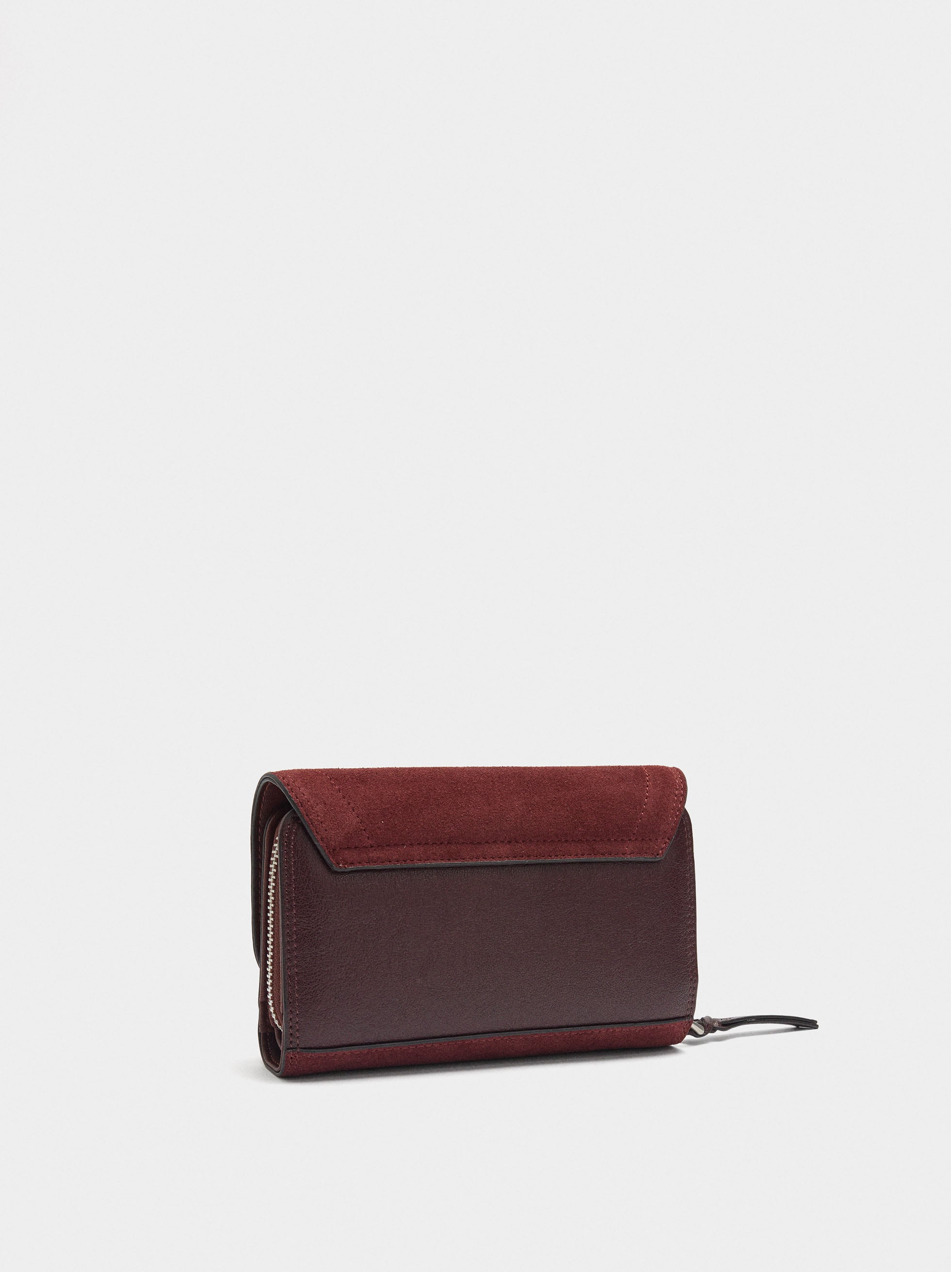 Cartera Detalles De Piel Con Solapa