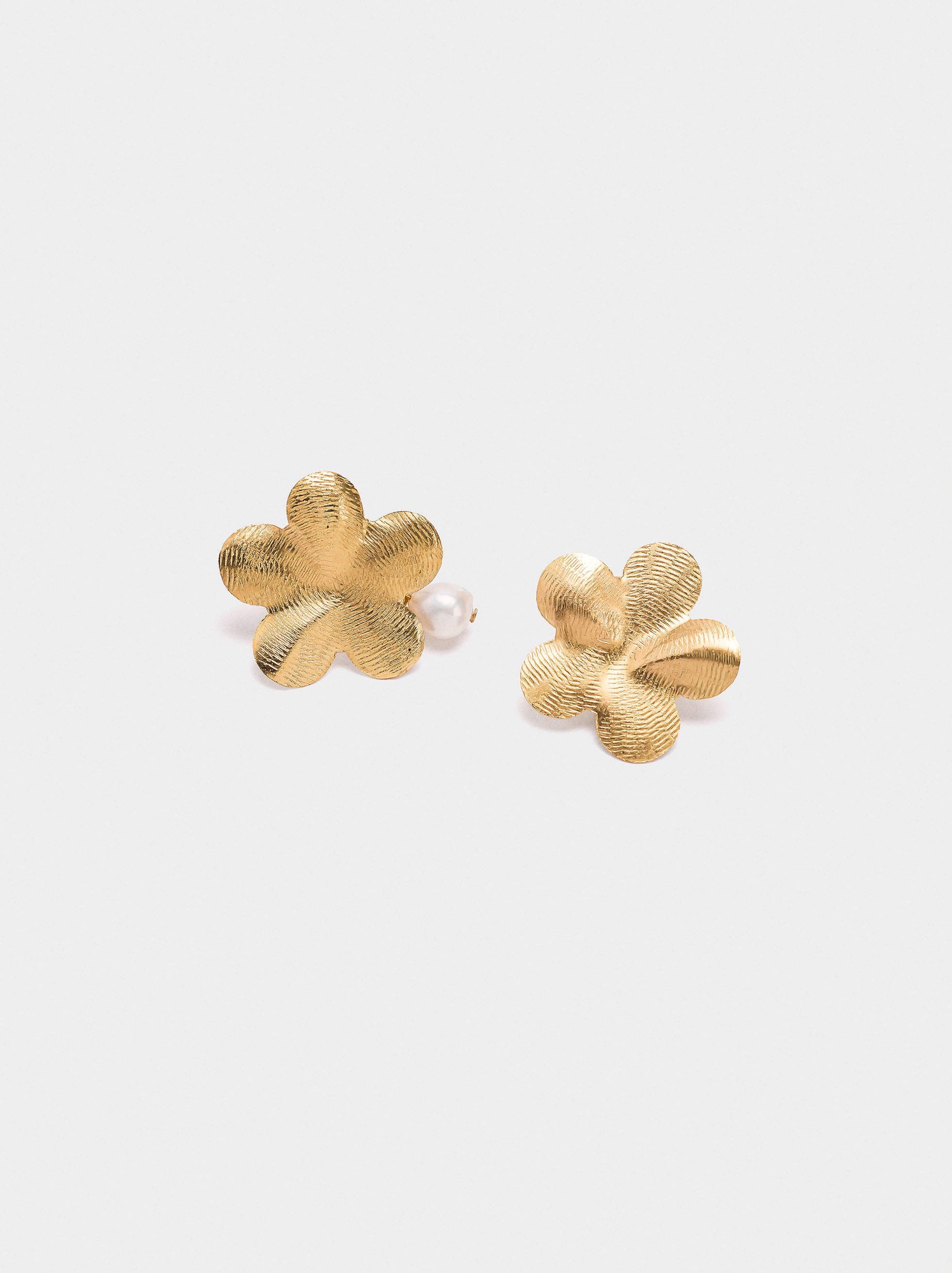 Pendientes De Flor Con Perlas