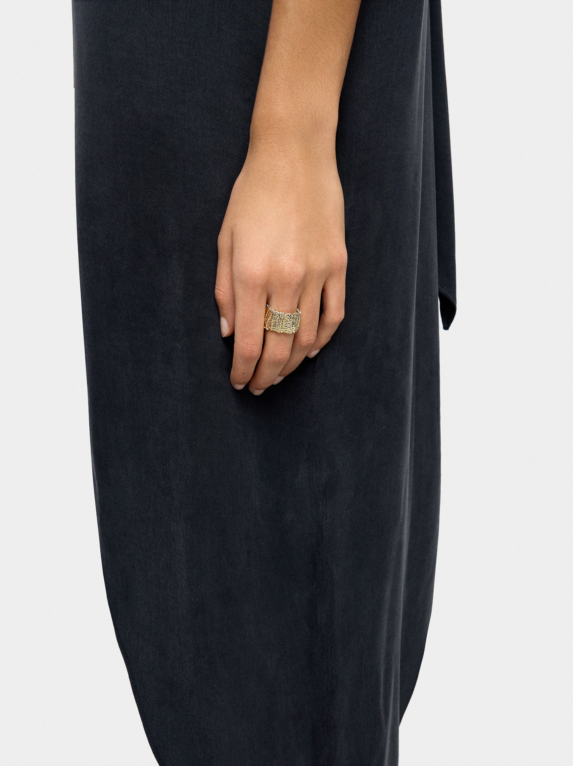 Anillo Ancho Con Rayas