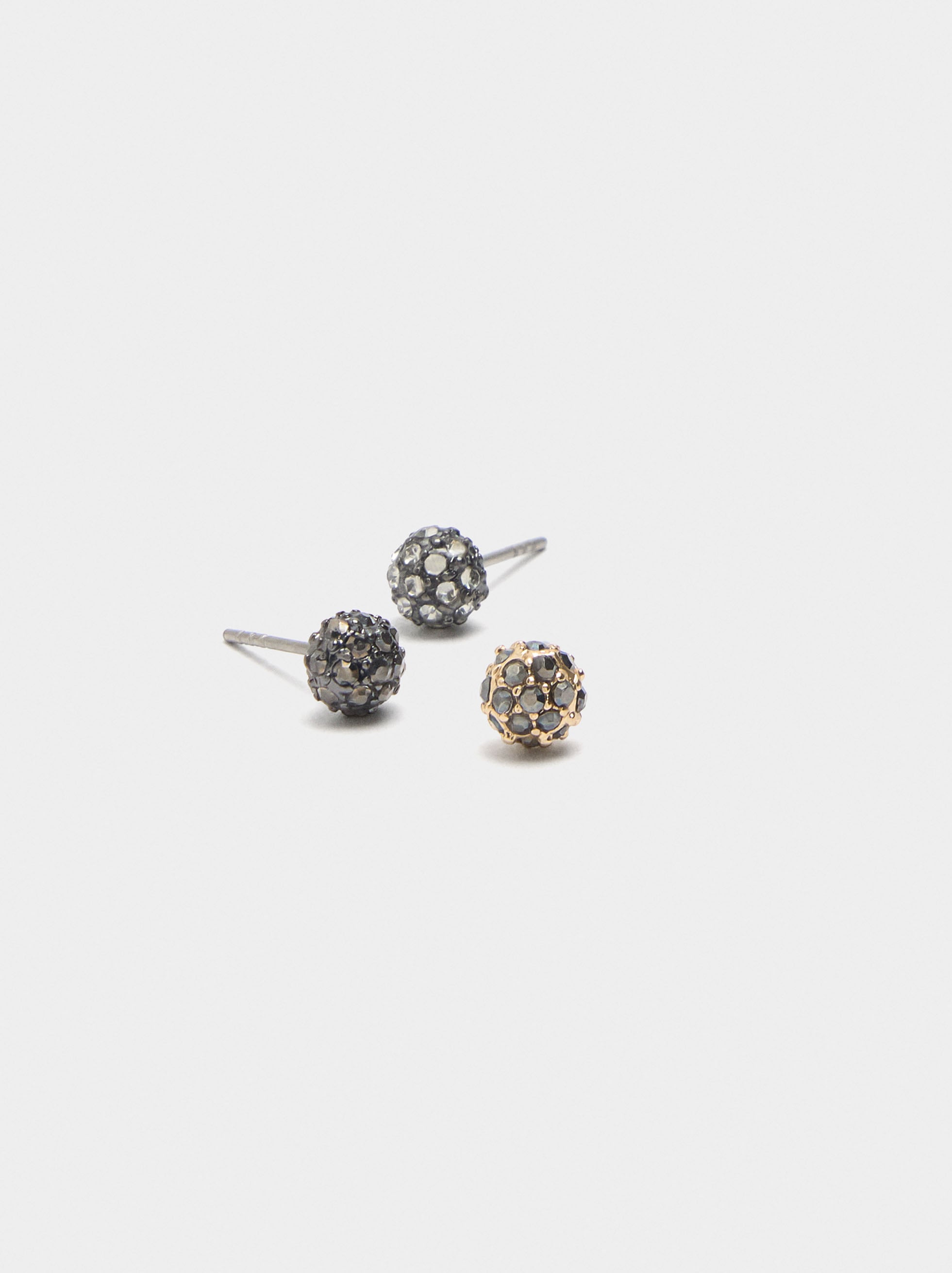 Set De Pendientes Cortos Con Circonitas