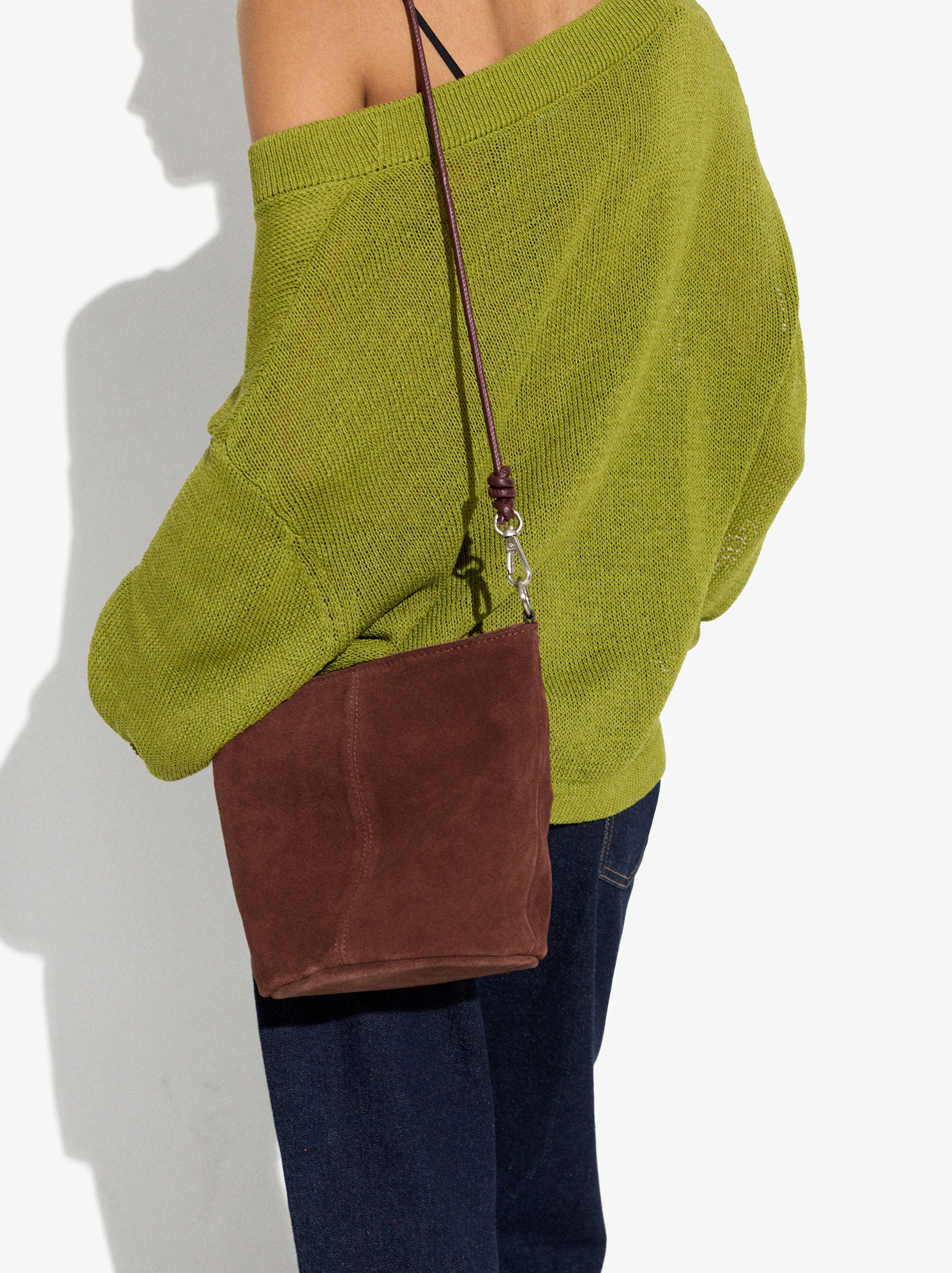 Bolso Bucket De Piel Con Bandolera
