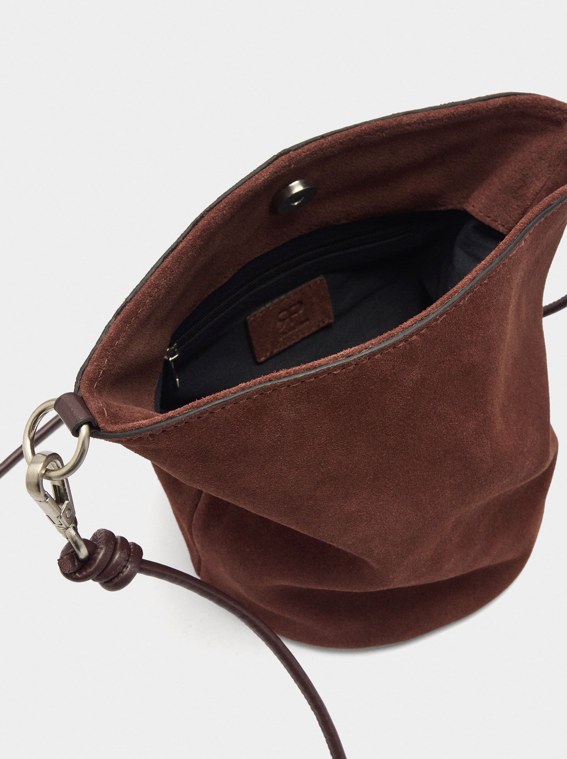 Bolso Bucket De Piel Con Bandolera