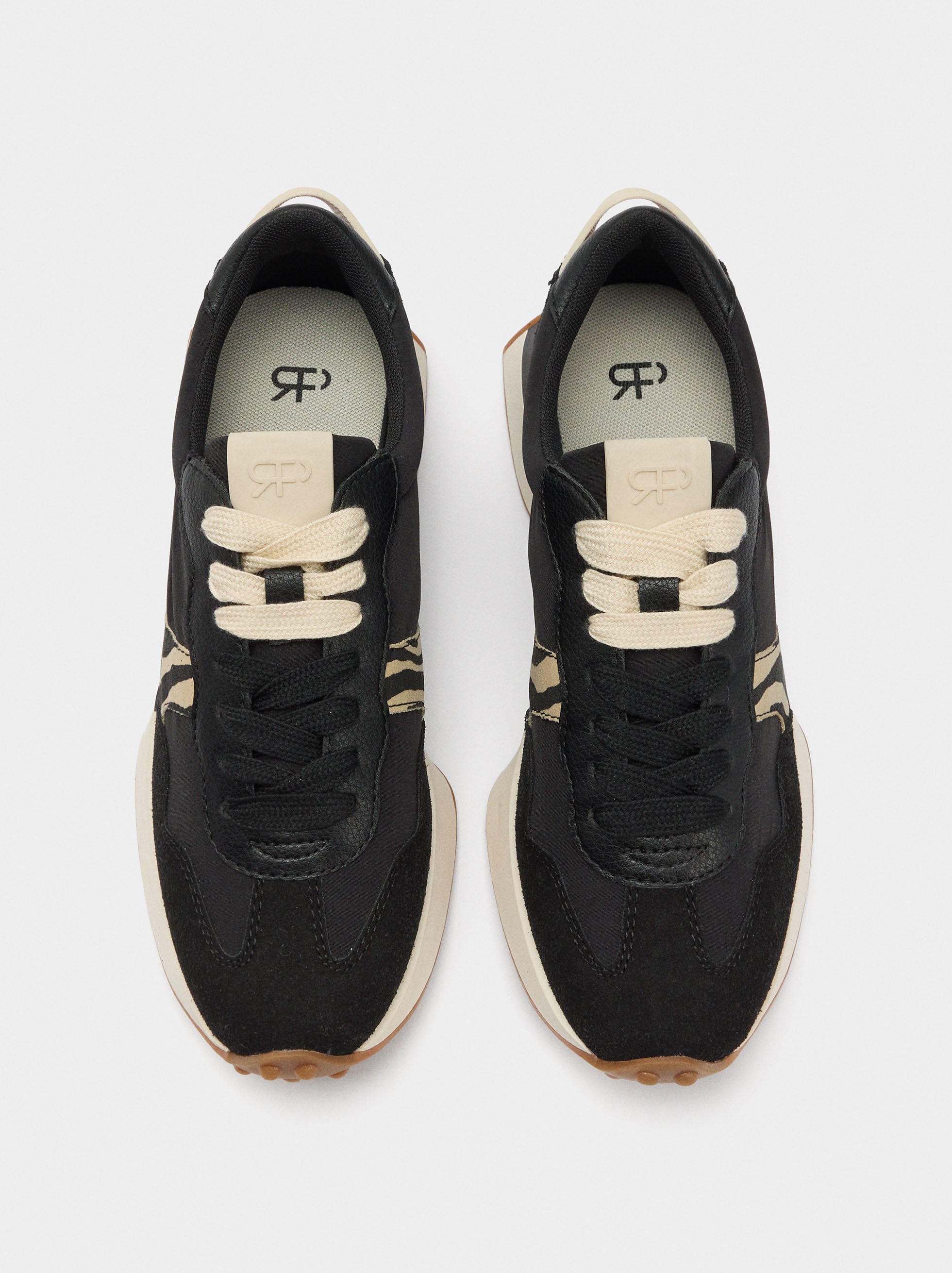 Zapatillas Con Detalles Estampado Animal