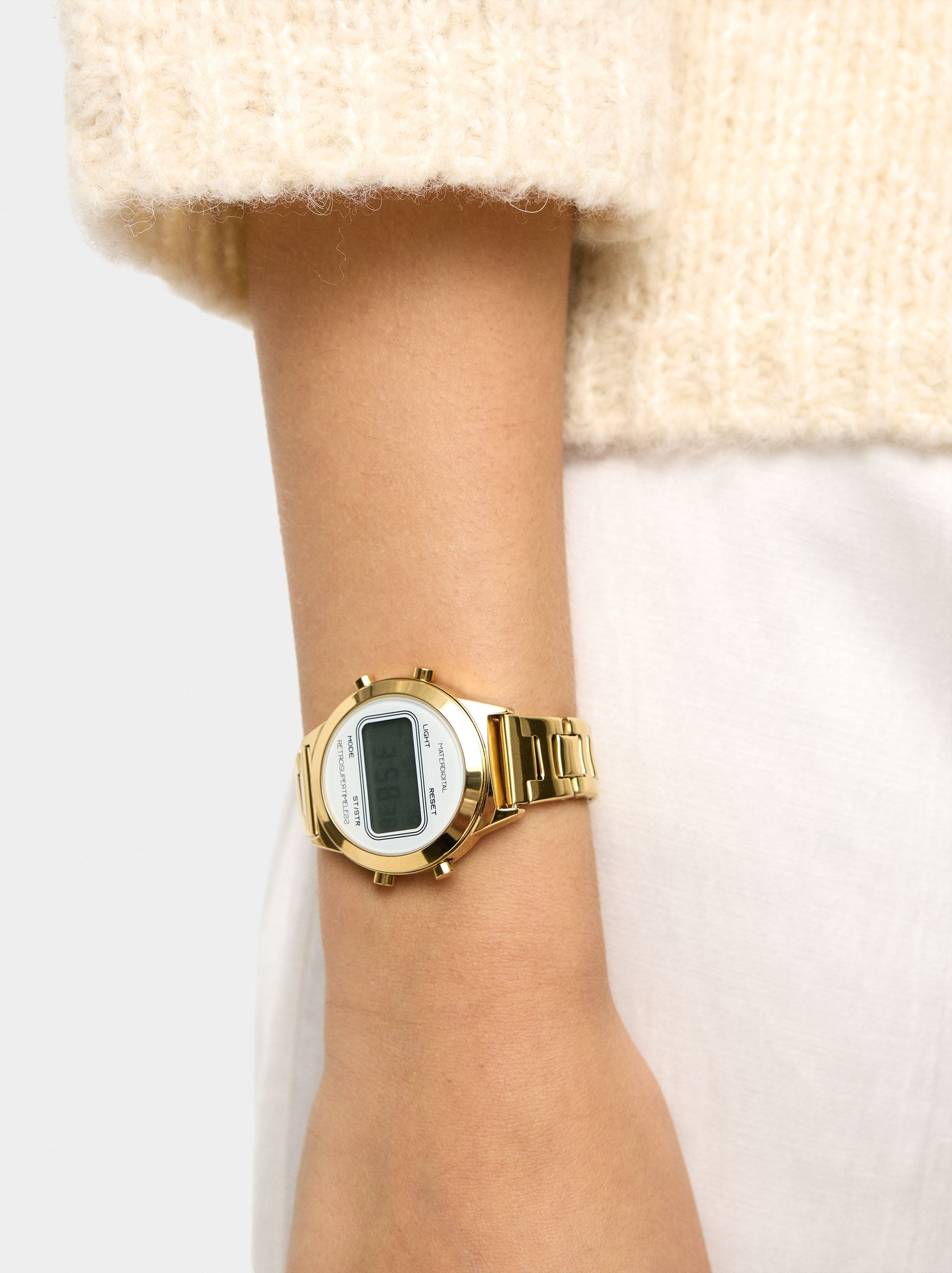 Reloj Digital Con Pulsera De Acero Inoxidable