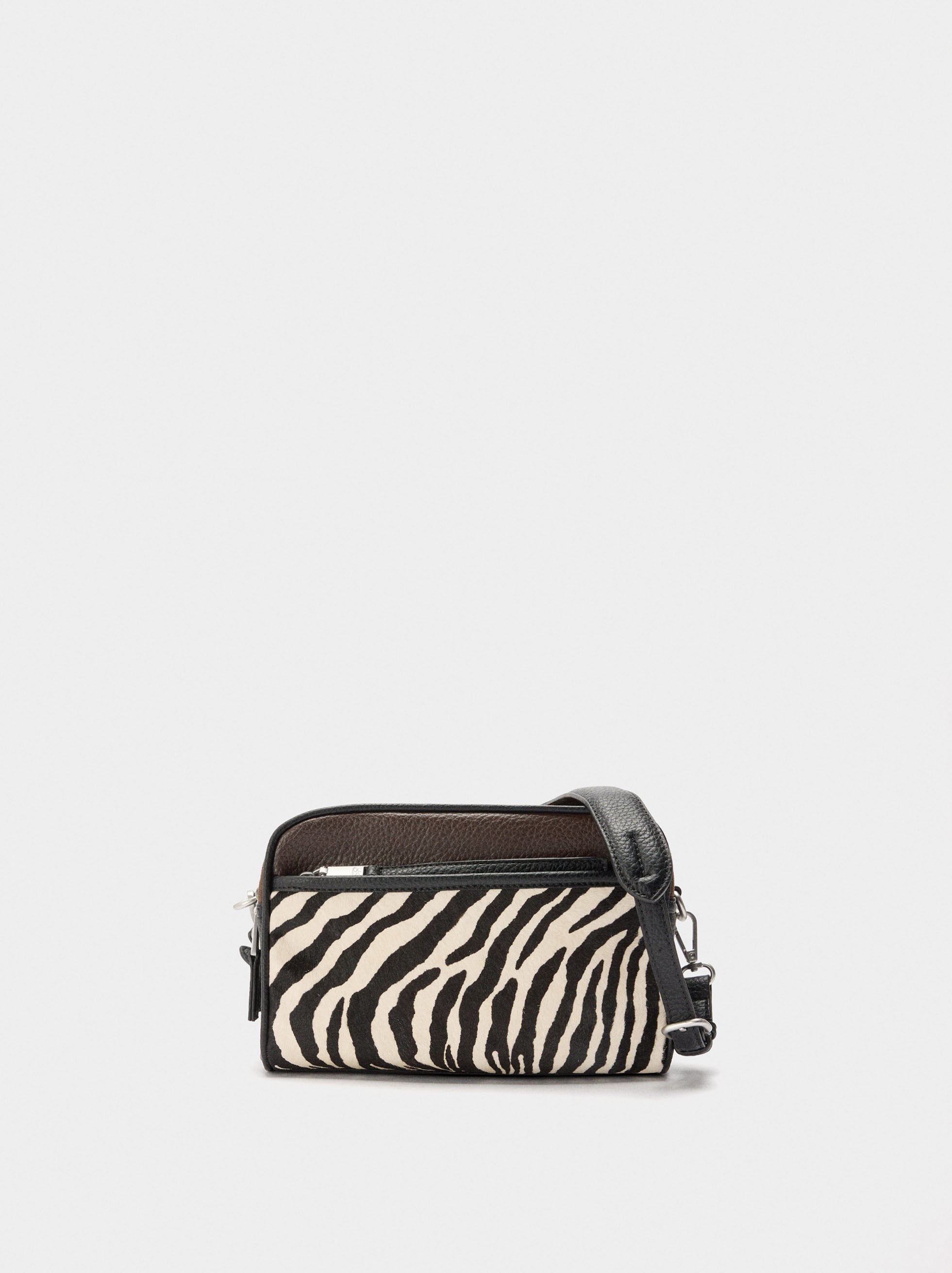 Bolso Bandolera Detalles De Piel