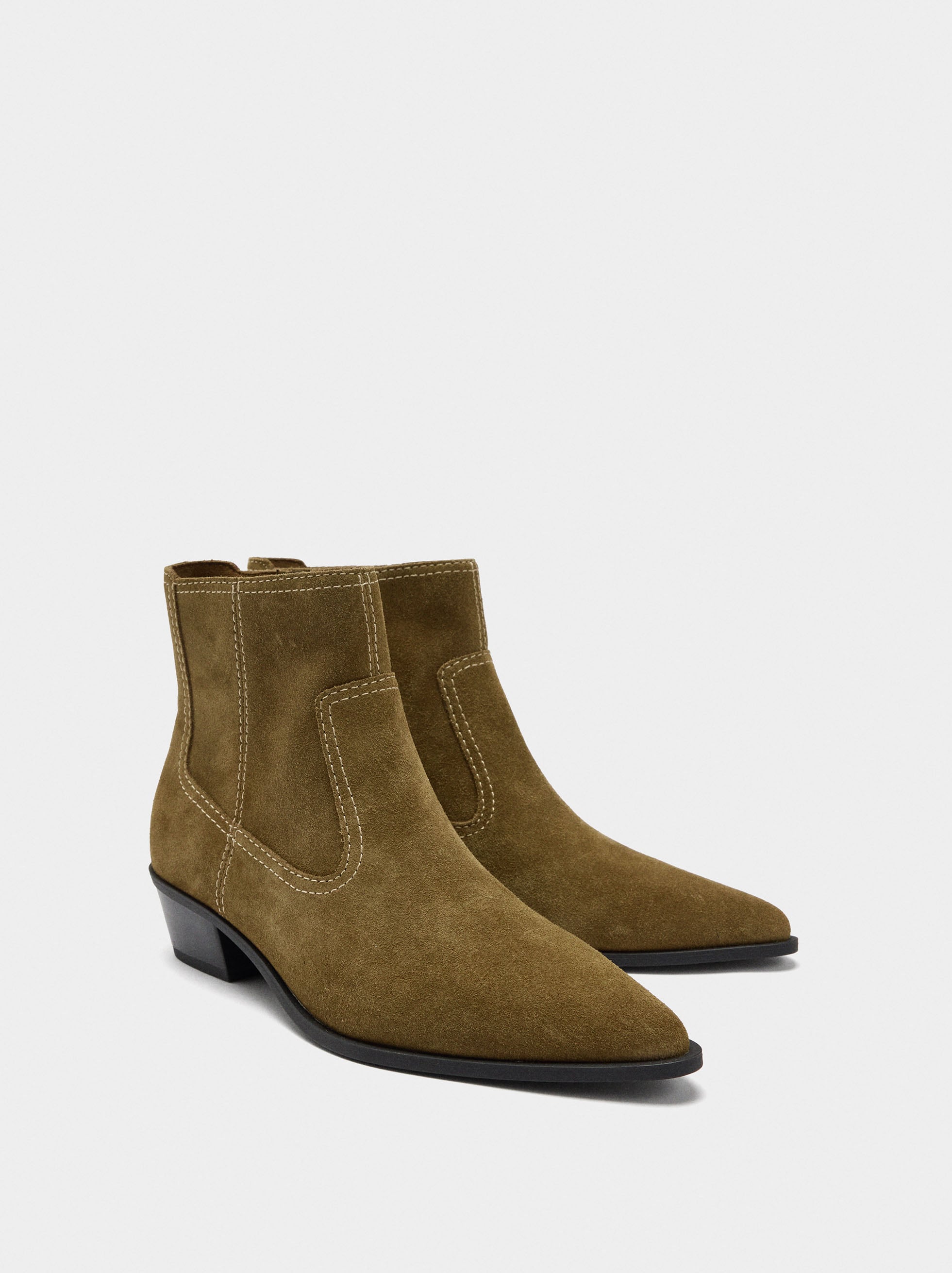Botines De Piel Con Pespuntes
