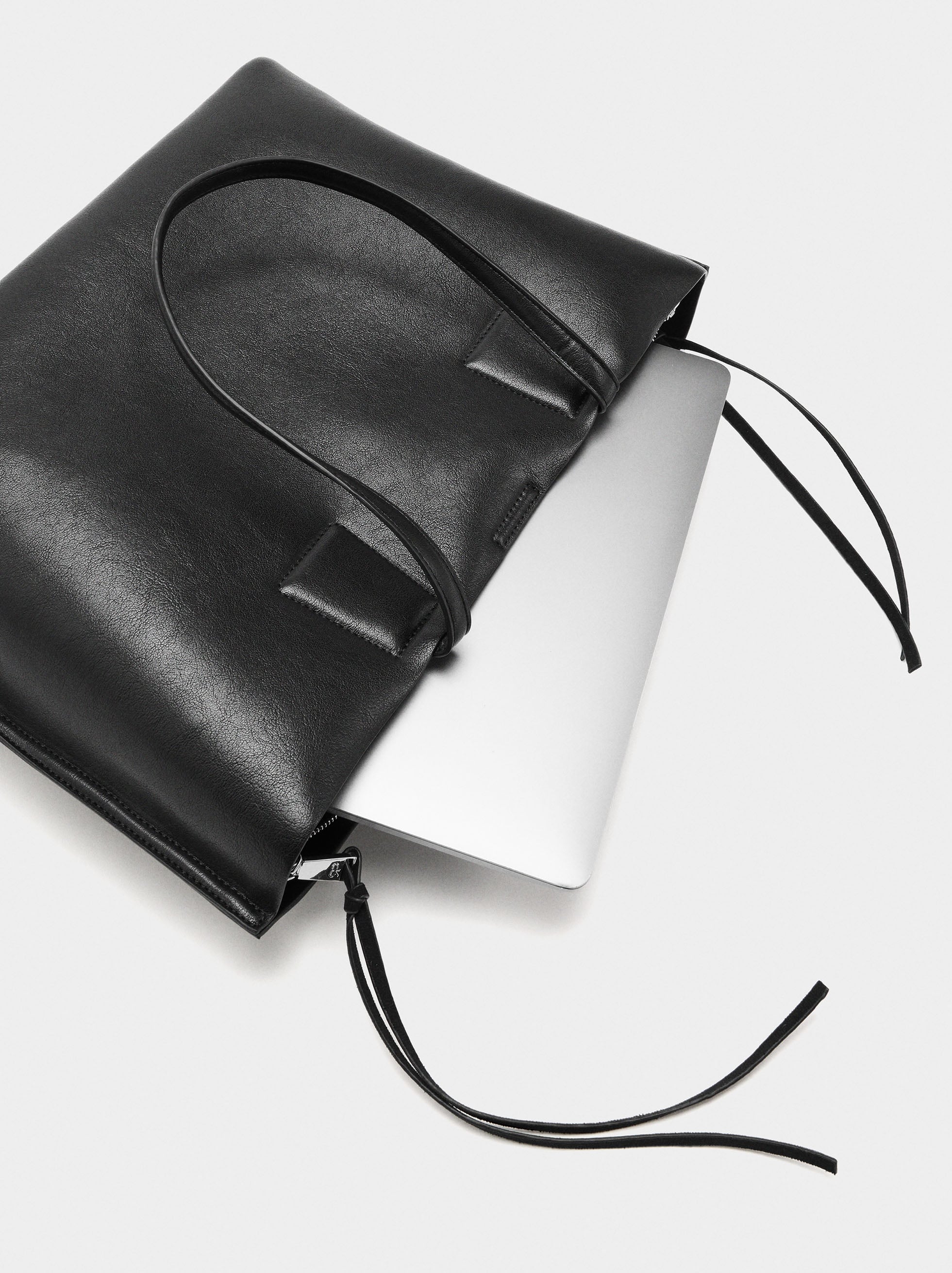 Bolso Para Portátil Lisa Hasta 15"