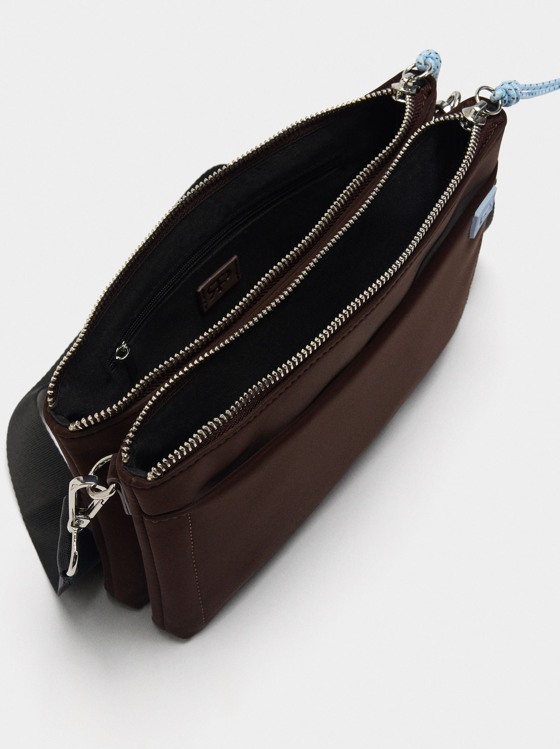 Bolso Bandolera Con Doble Textura Suave