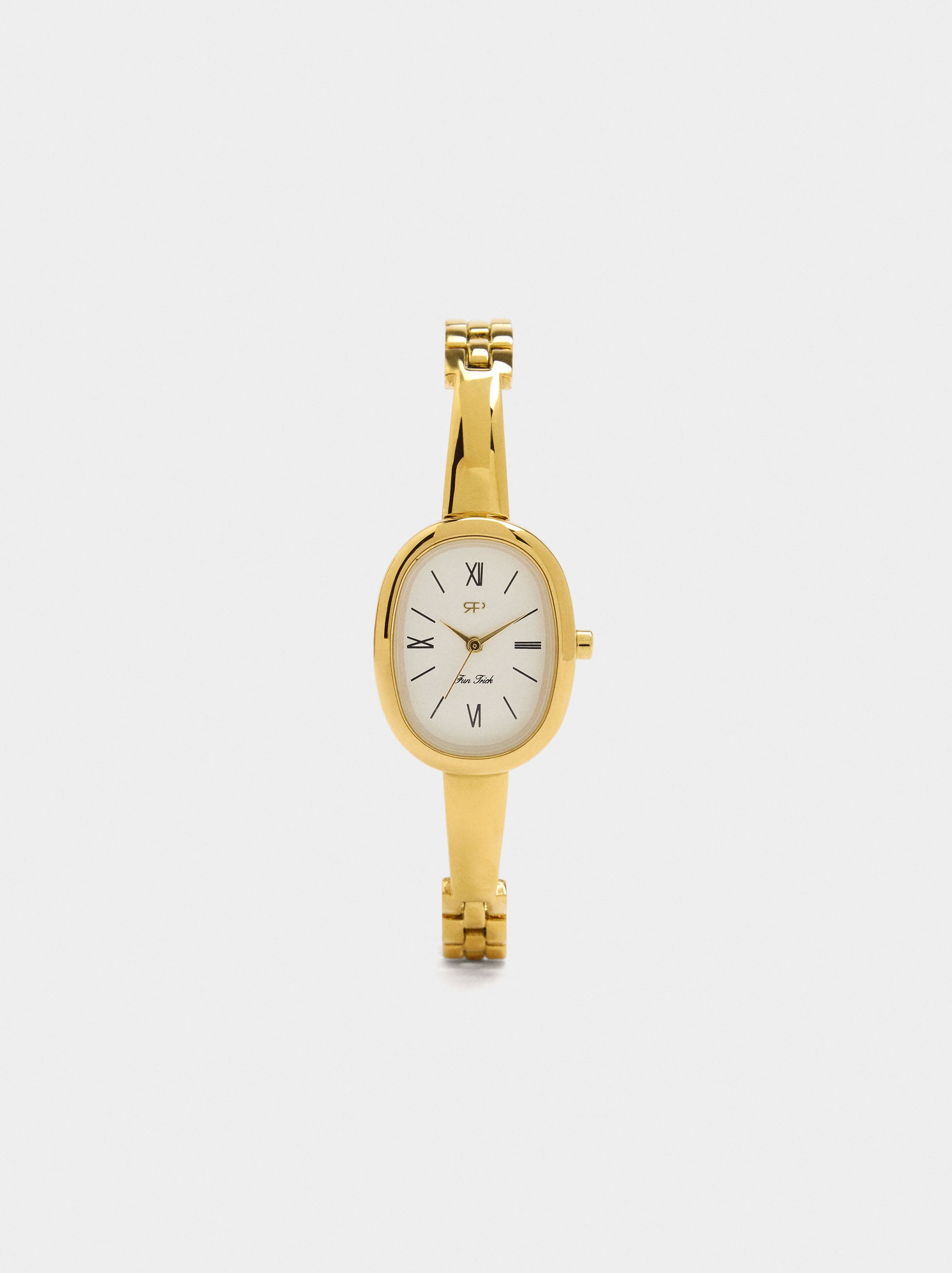 Reloj Ovalado Con Pulsera De Acero Inoxidable