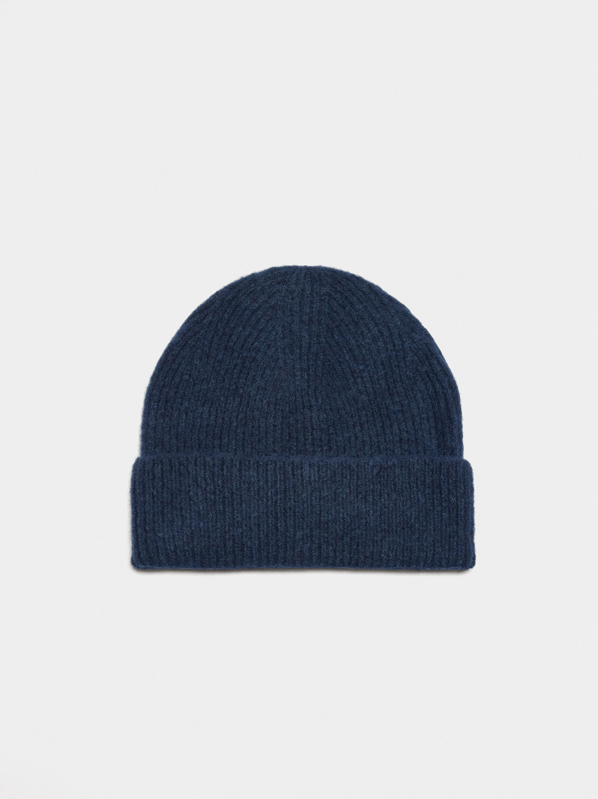 Gorro Canalado Con Dobladillo