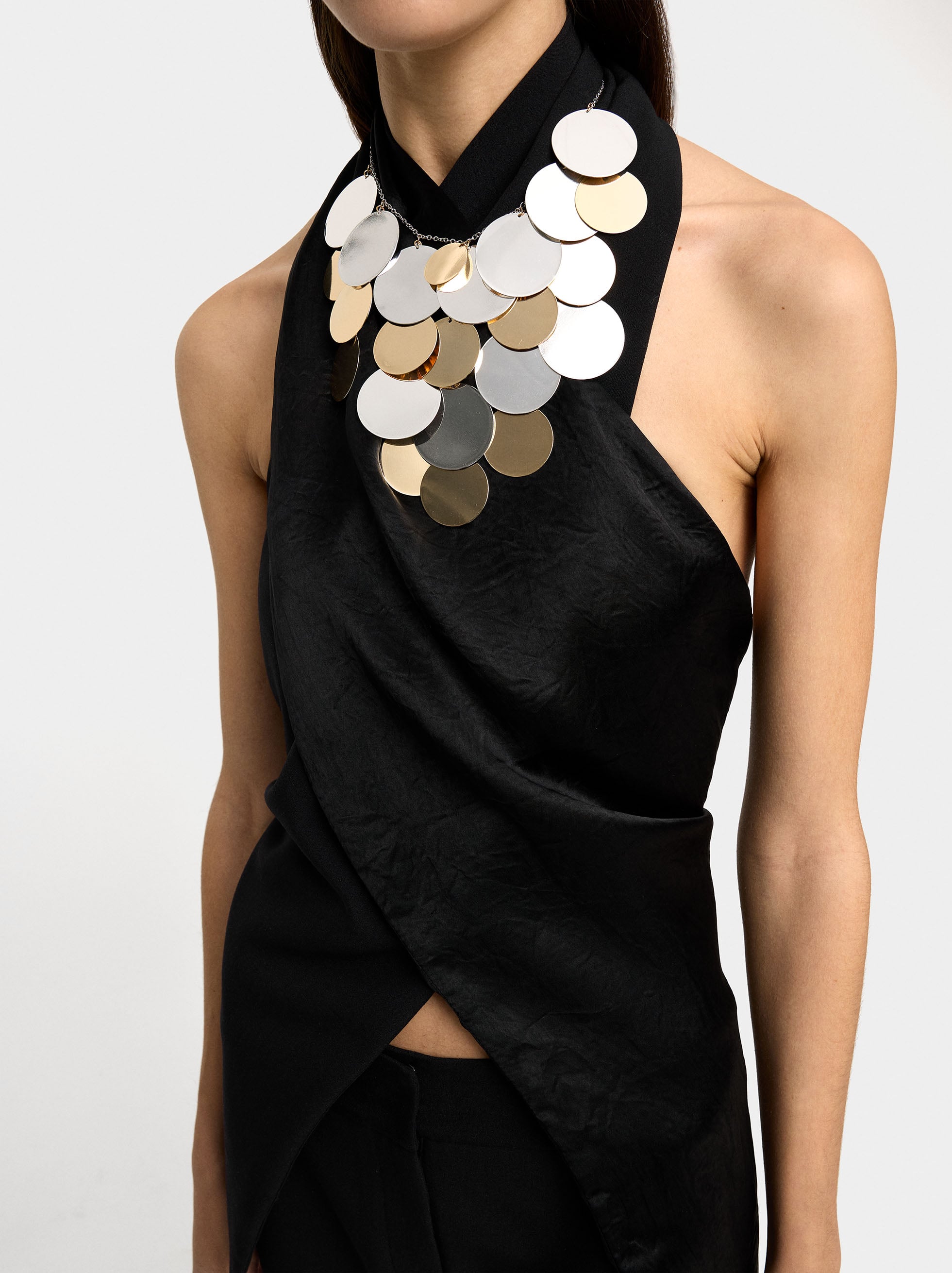 Collar Con Multicículos Bicolor