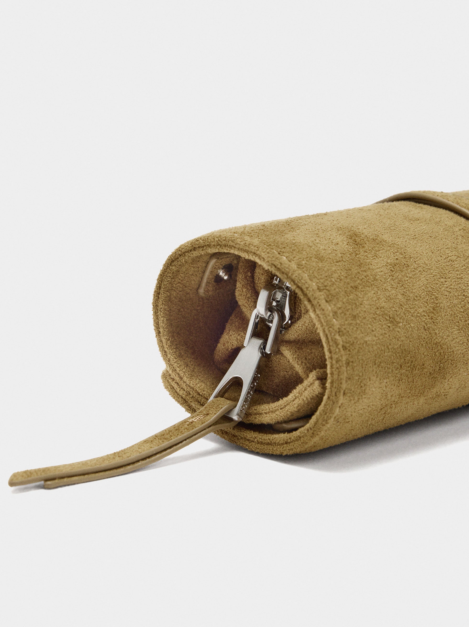 Porta-Joyas En Rollo Efecto Piel
