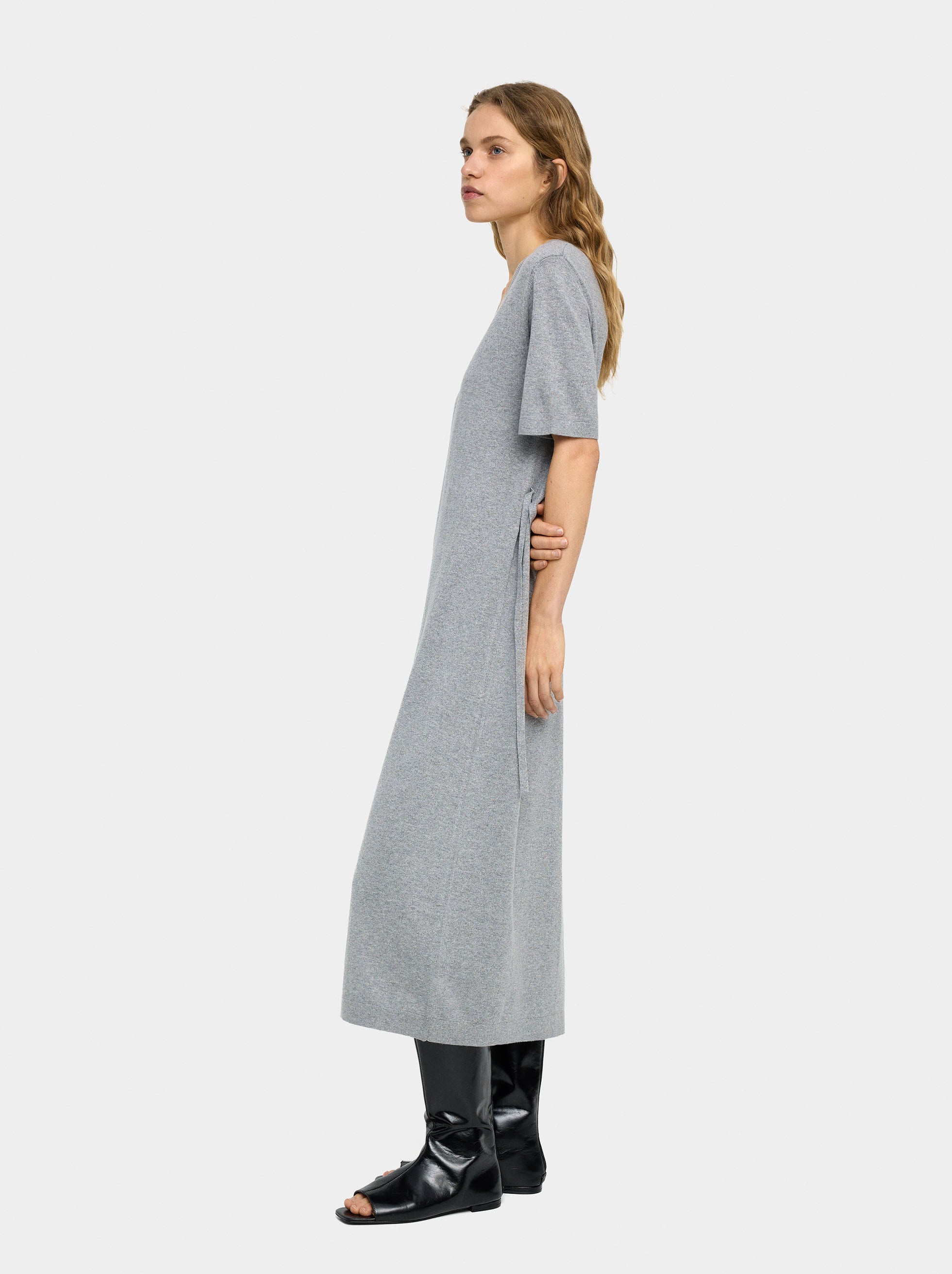 Vestido Midi De Punto Con Tira