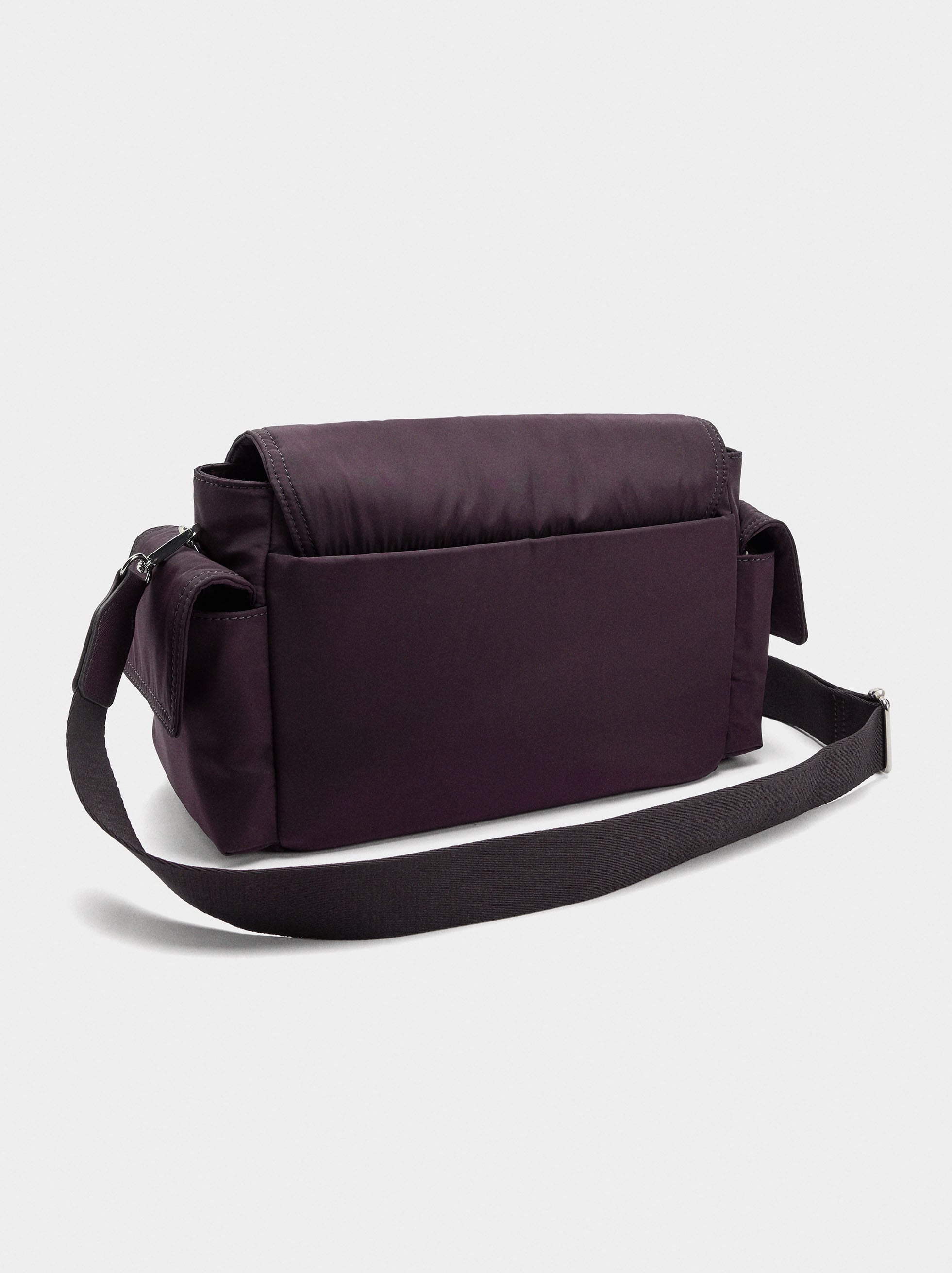 Bolso Bandolera De Nylon Con Solapa