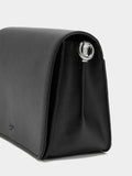 Bolso Bandolera Con Textura Y Cierre De Solapa