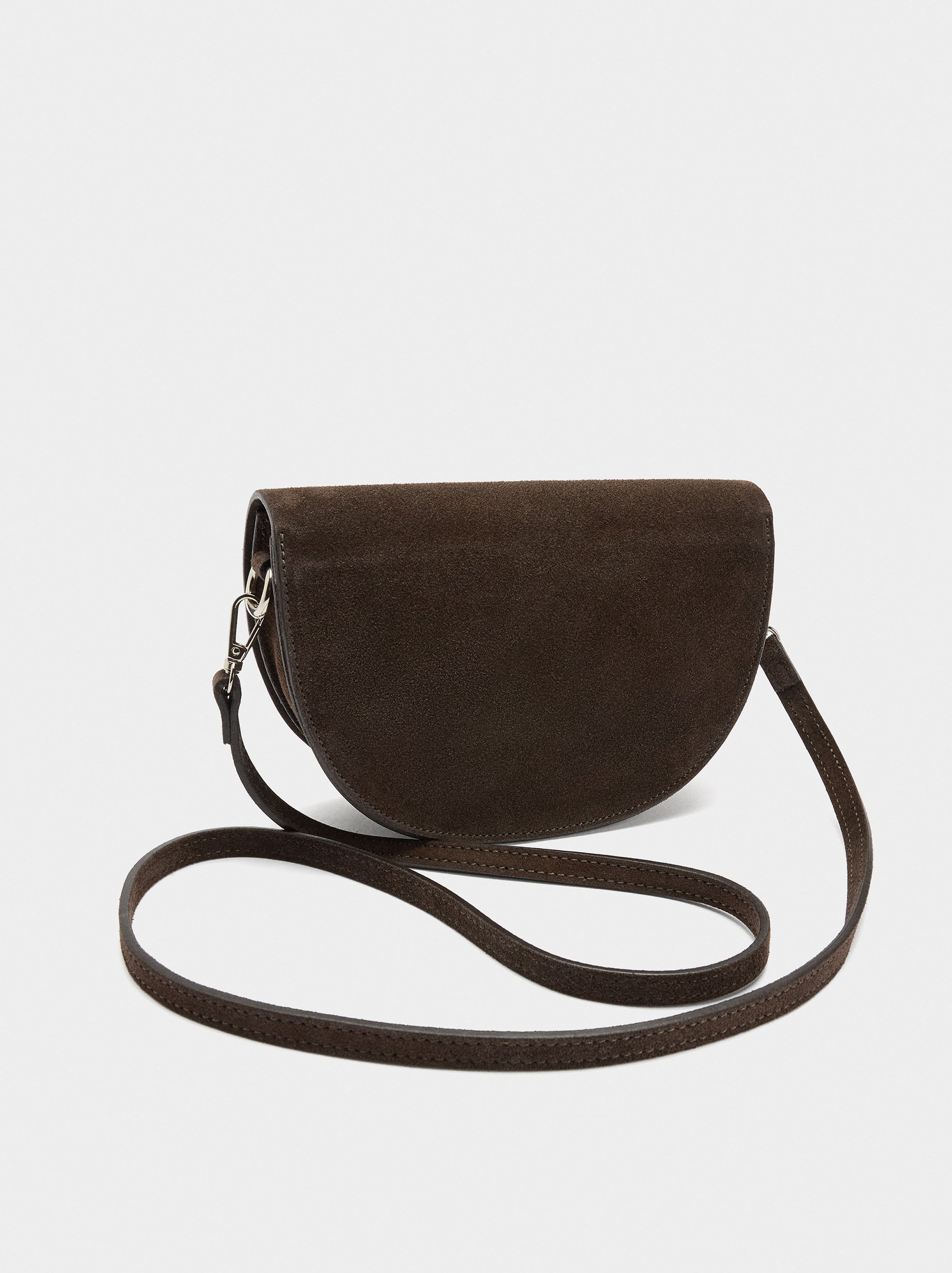 Bolso Bandolera De Ante Con Solapa