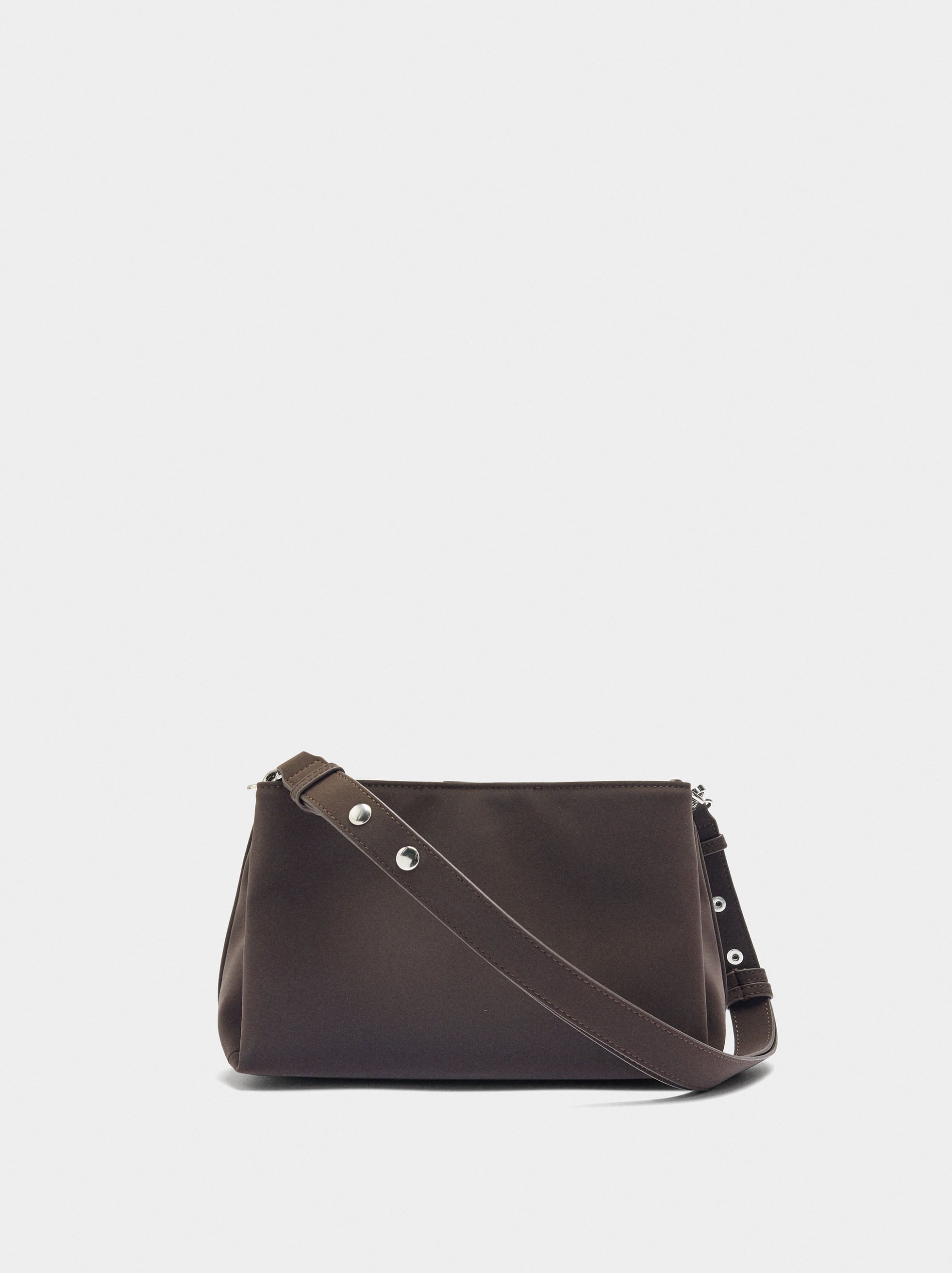 Bolso De Hombro Con Textura Suave