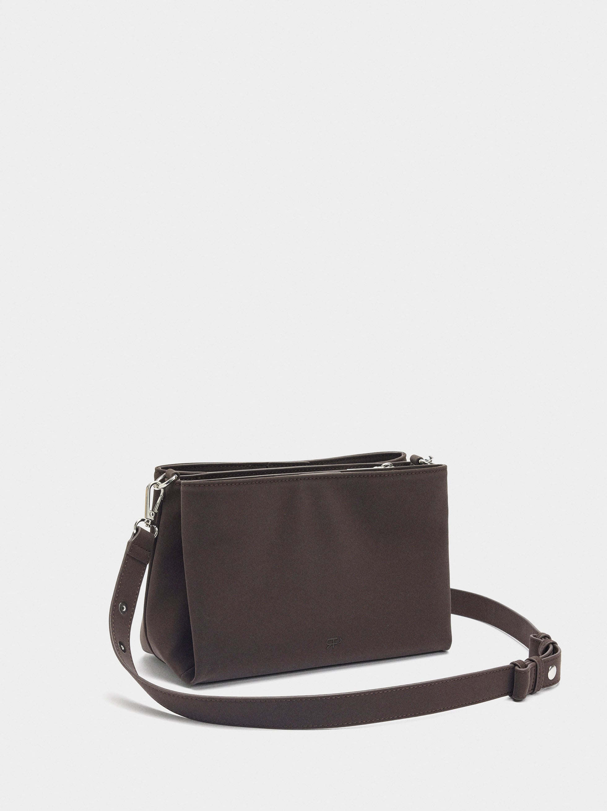 Bolso De Hombro Con Textura Suave