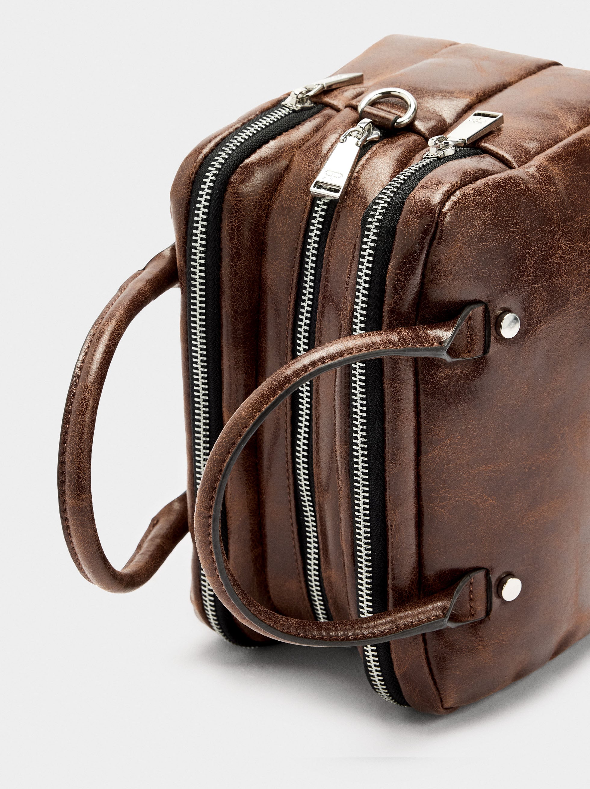 Bolso Bowling Efecto Craquelado