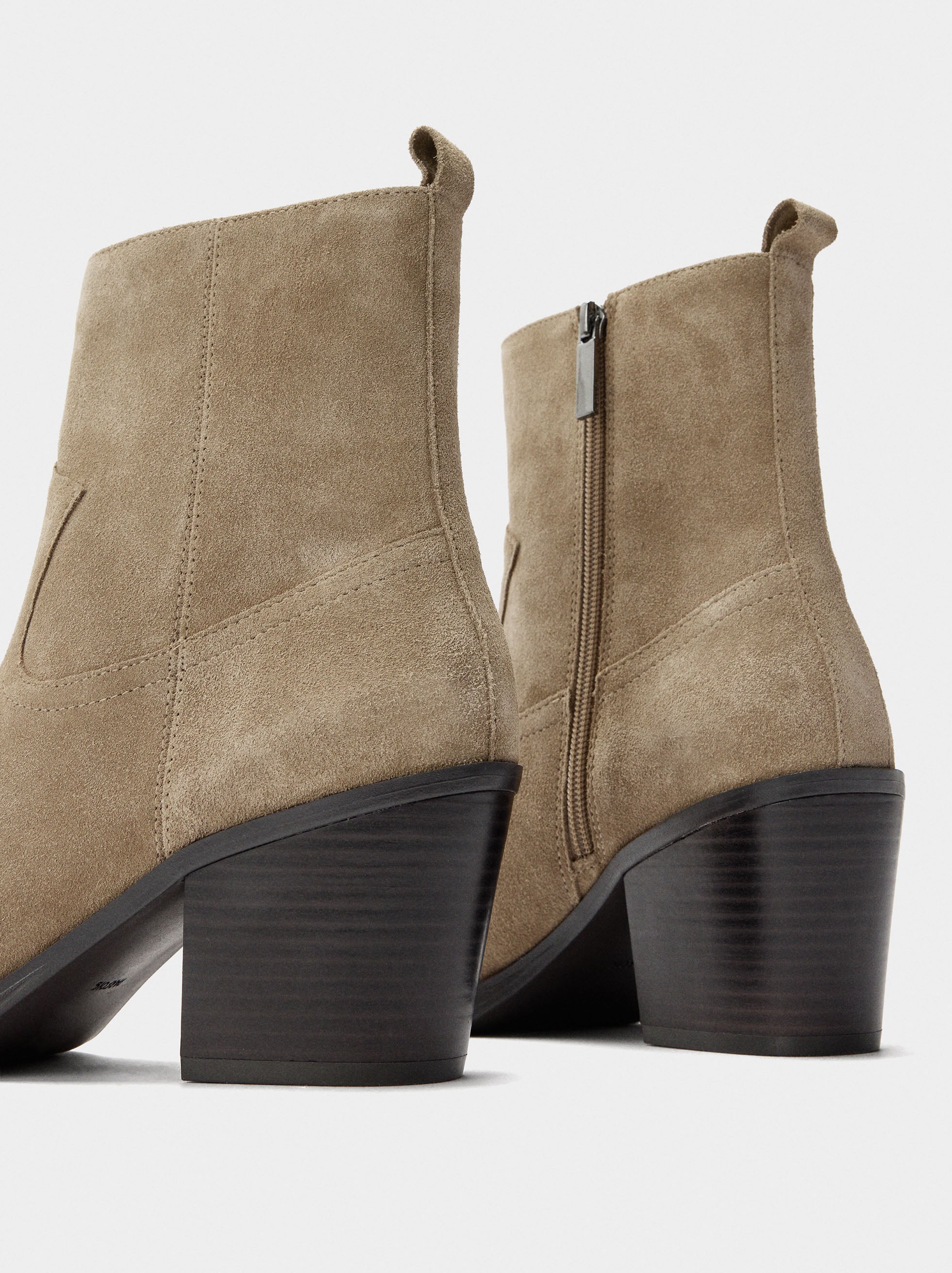 Botines De Piel Tacón Ancho