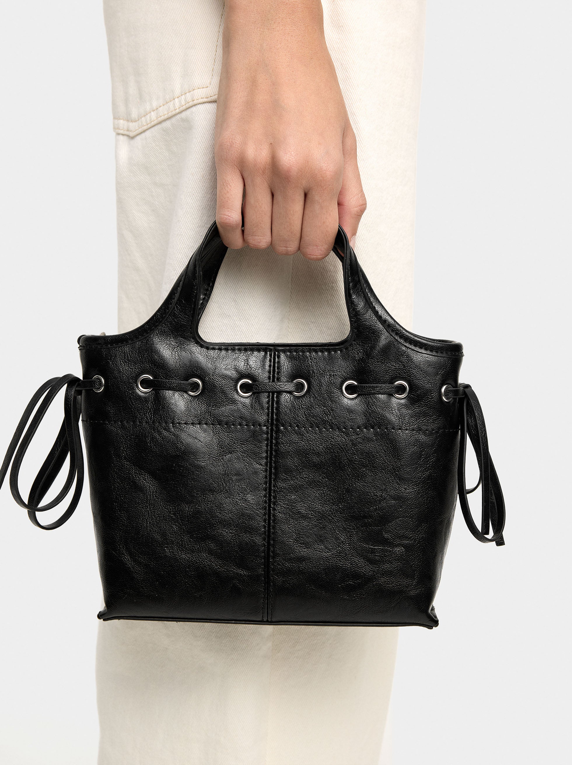 Bolso Tote Con Cordones Efecto Craquelado