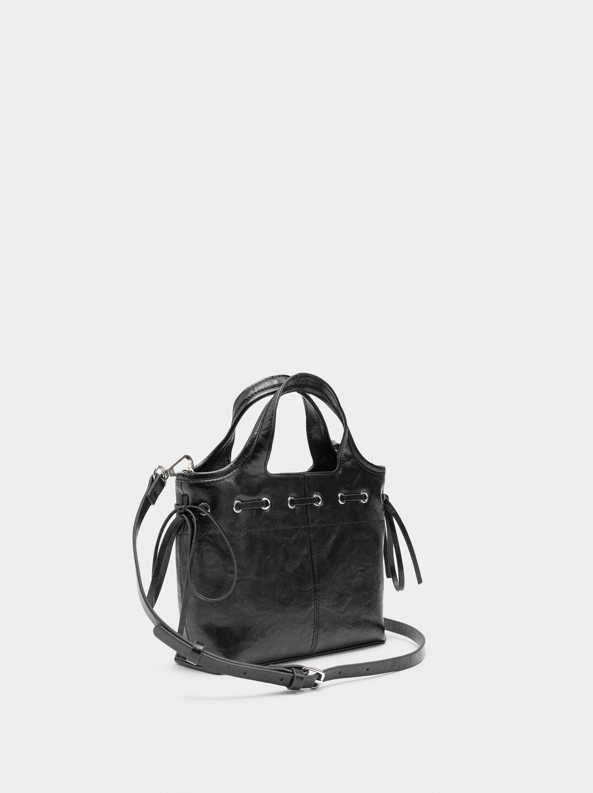 Bolso Tote Con Cordones Efecto Craquelado