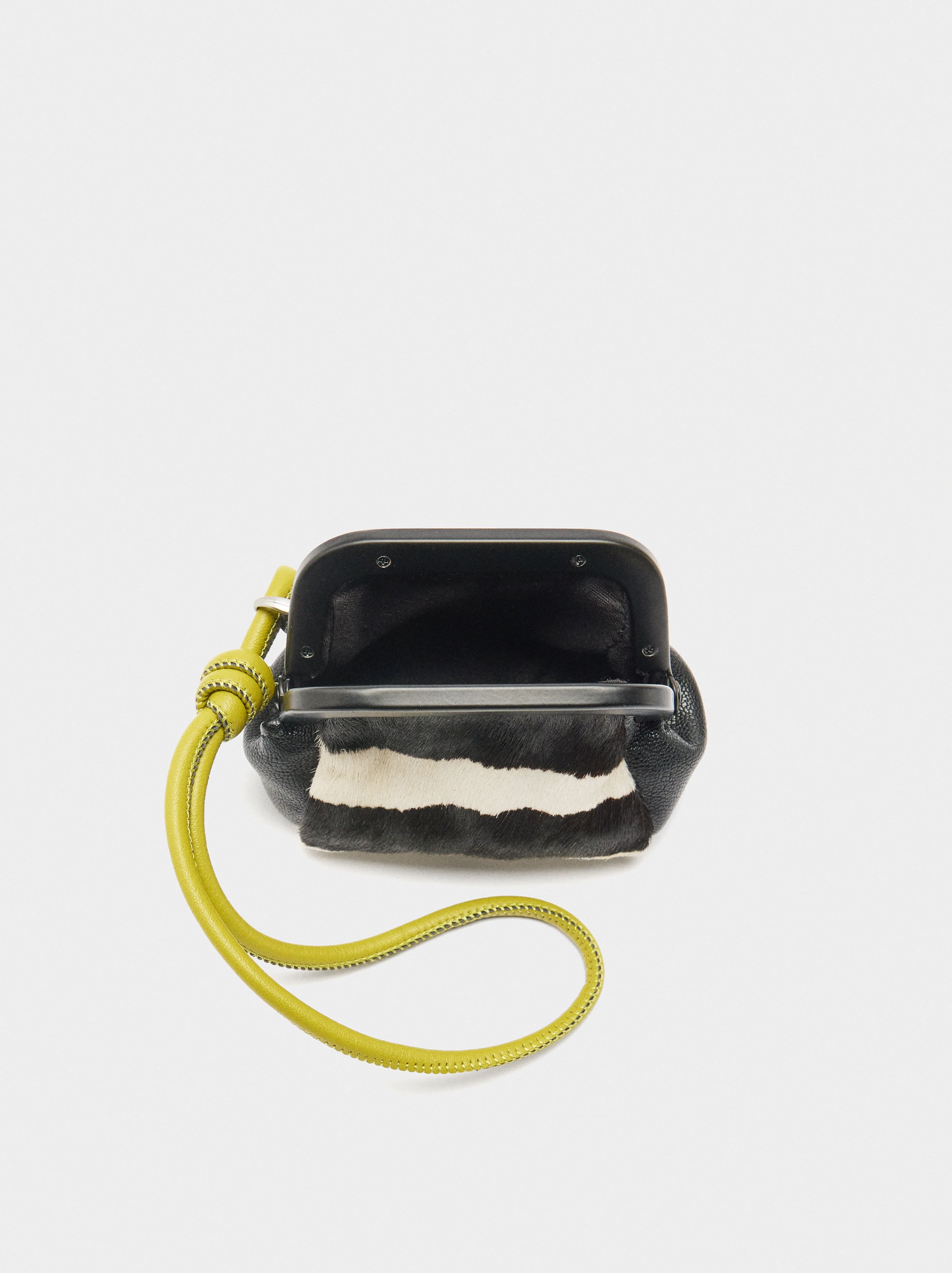 Bolso Para Portátil Hasta 15" Con Colgante De Piel