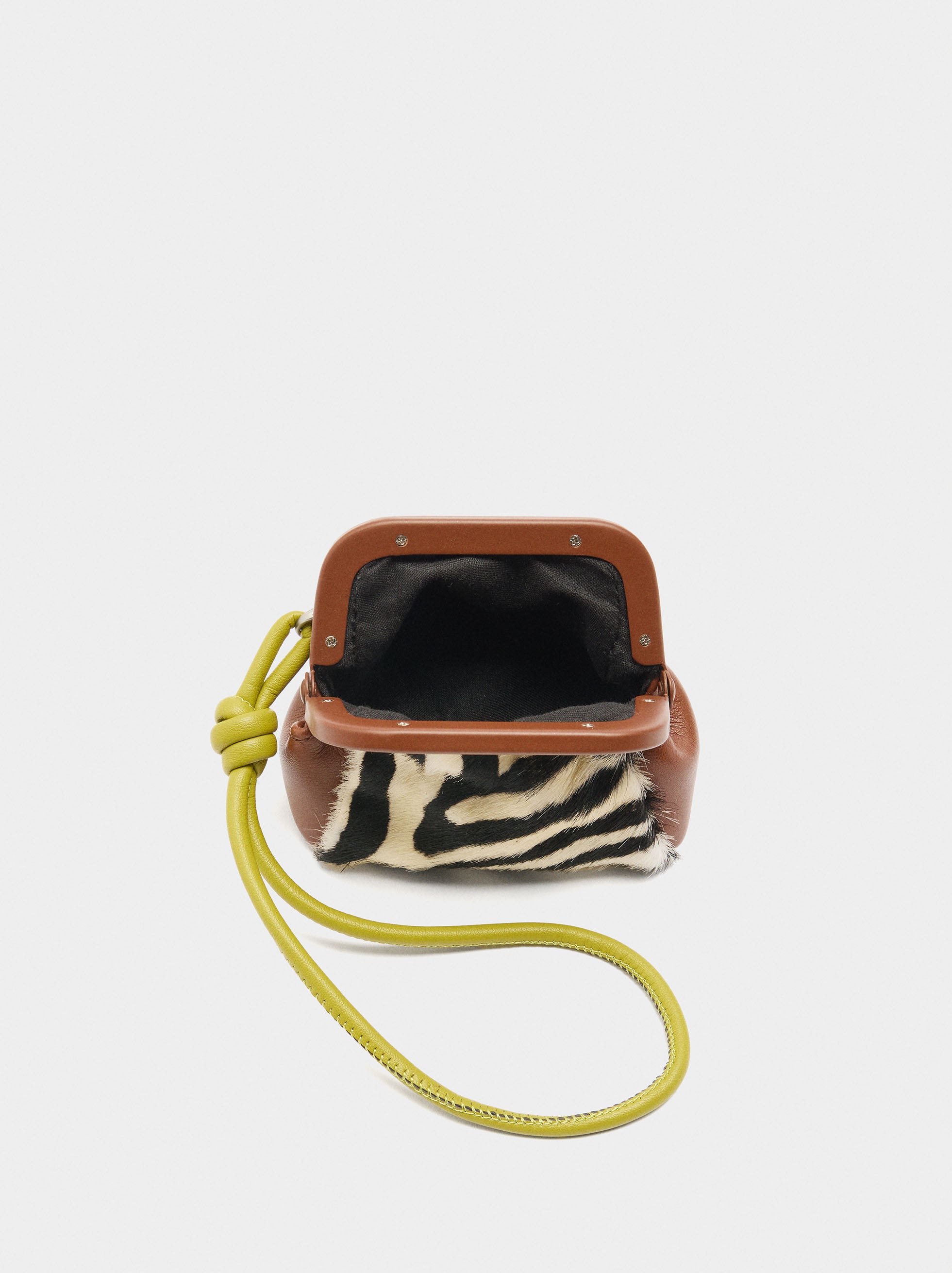 Bolso Para Portátil Hasta 15" Con Colgante De Piel