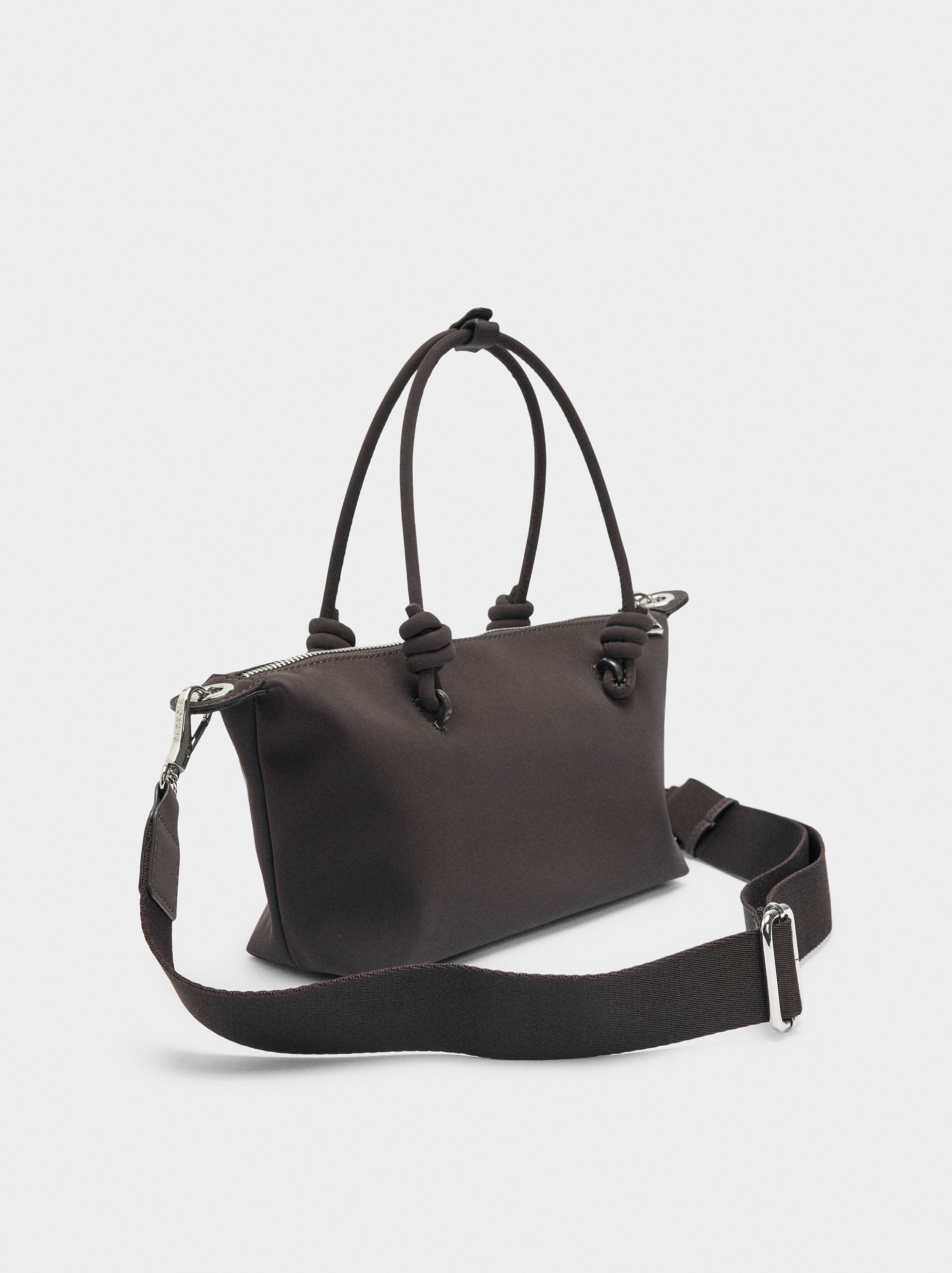 Bolso Tote Textura Suave Con Colgante S