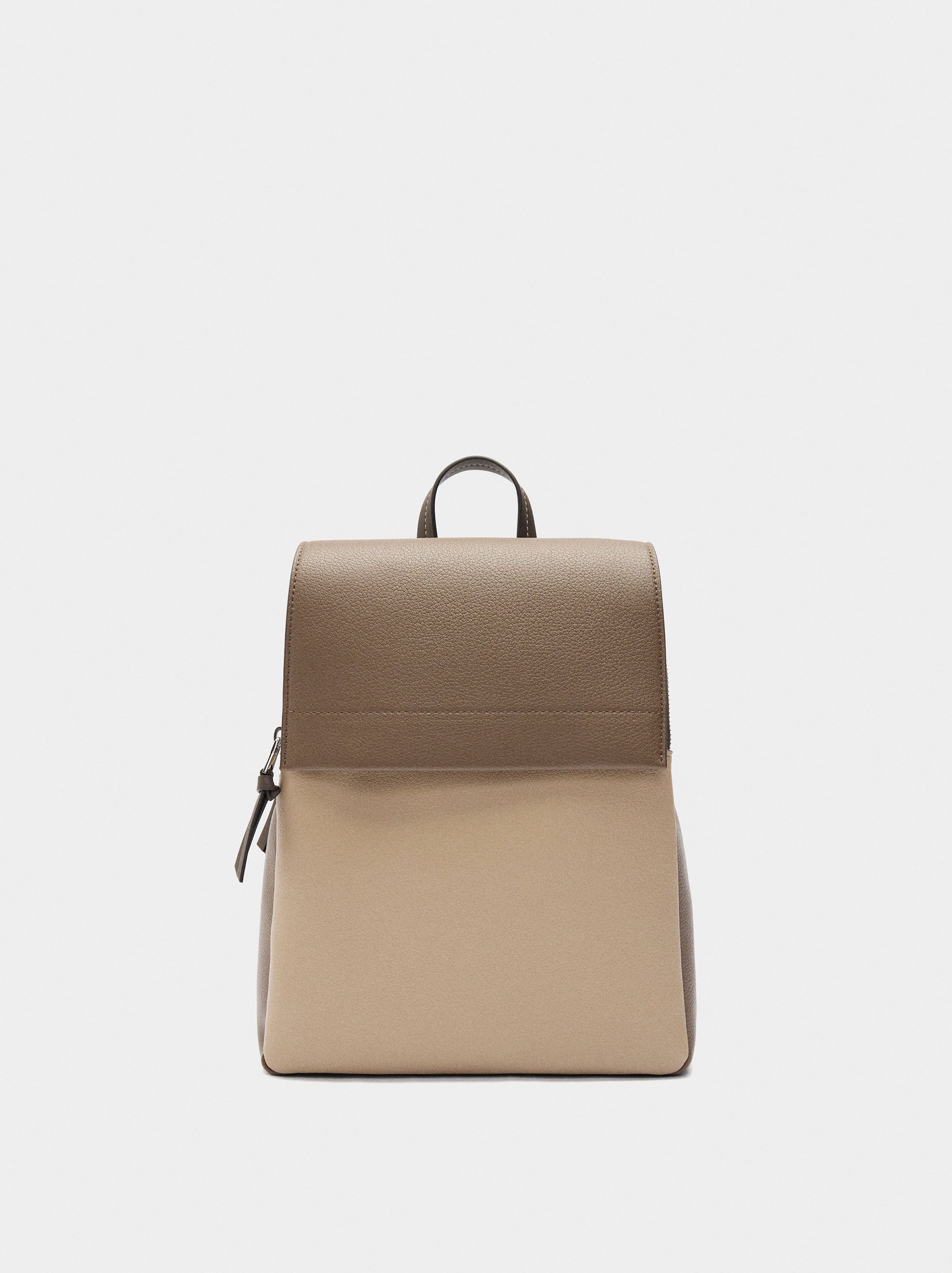 Mochila Color Block Con Solapa