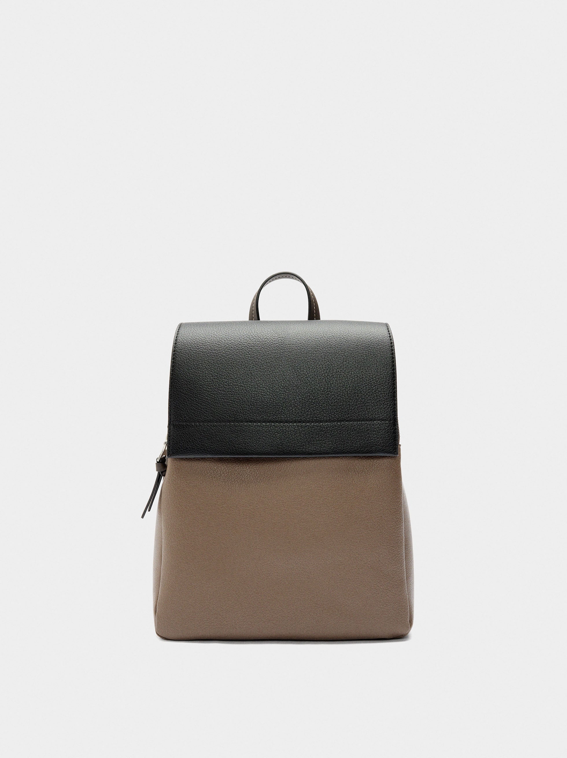 Mochila Color Block Con Solapa
