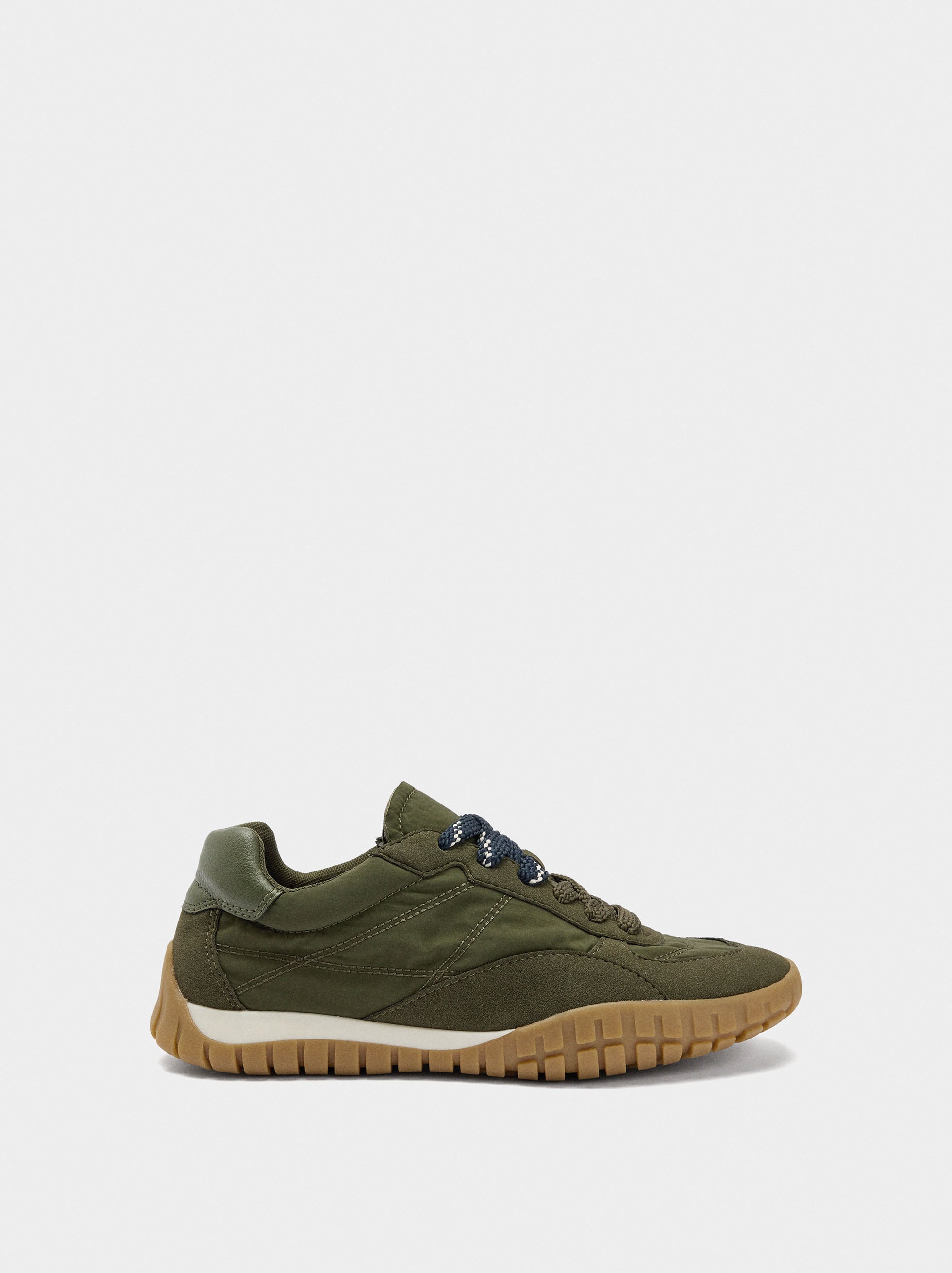 Zapatillas Monocromáticas