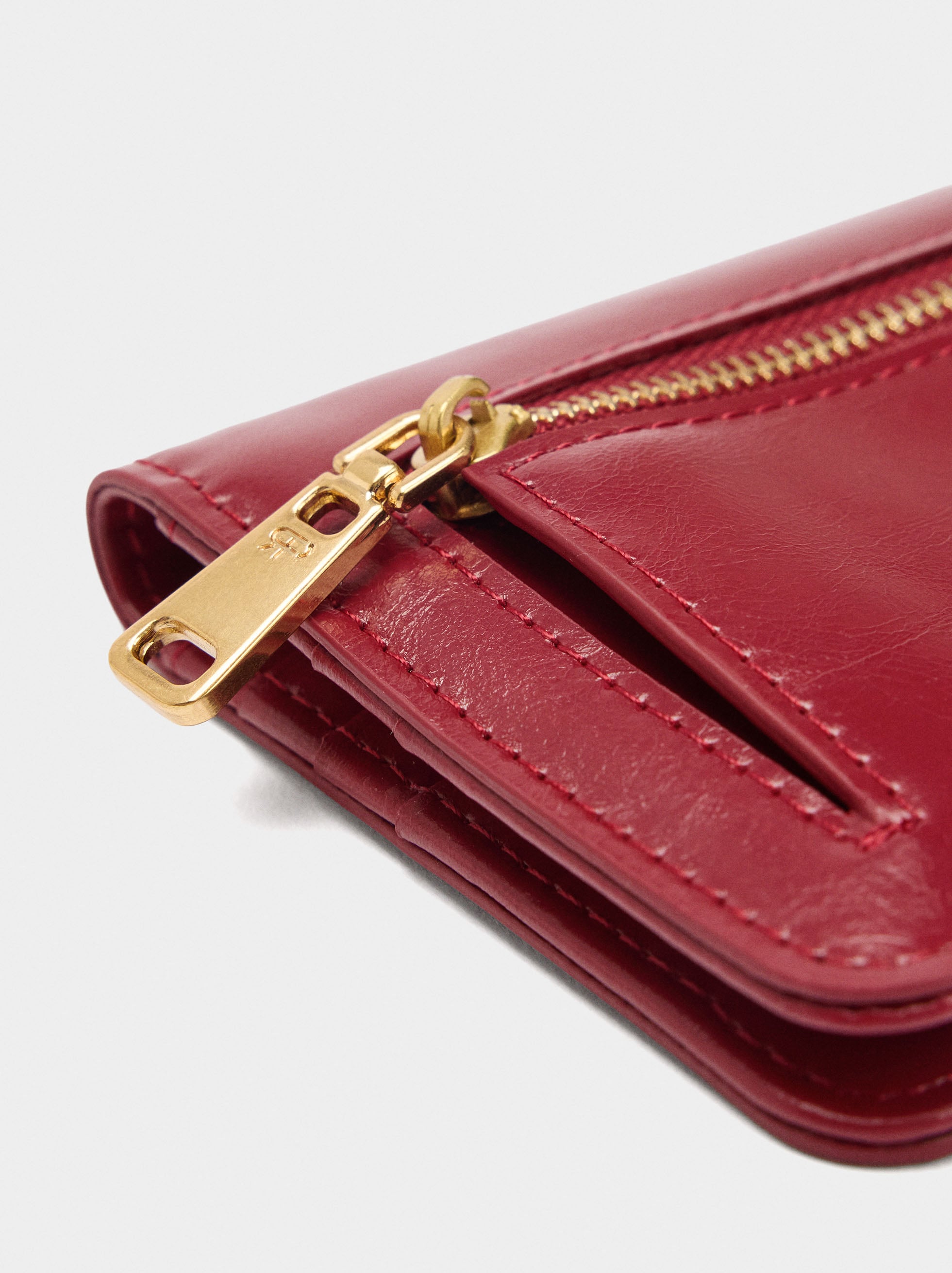 Cartera Efecto Charolado