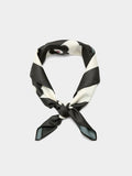 Pañuelo Cuadrado Estampado Acetinado
