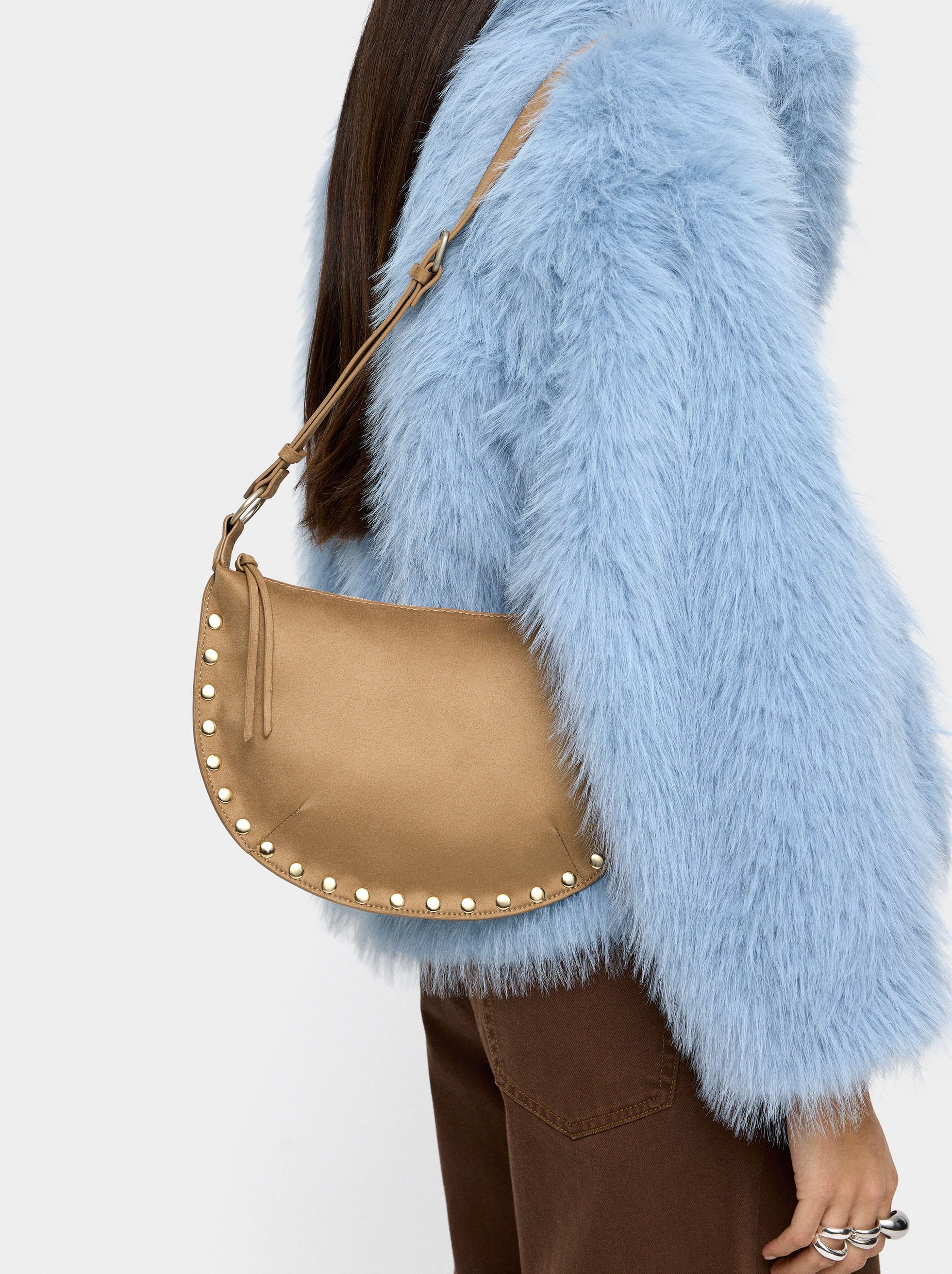 Bolso De Hombro Con Tachuelas Efecto Piel