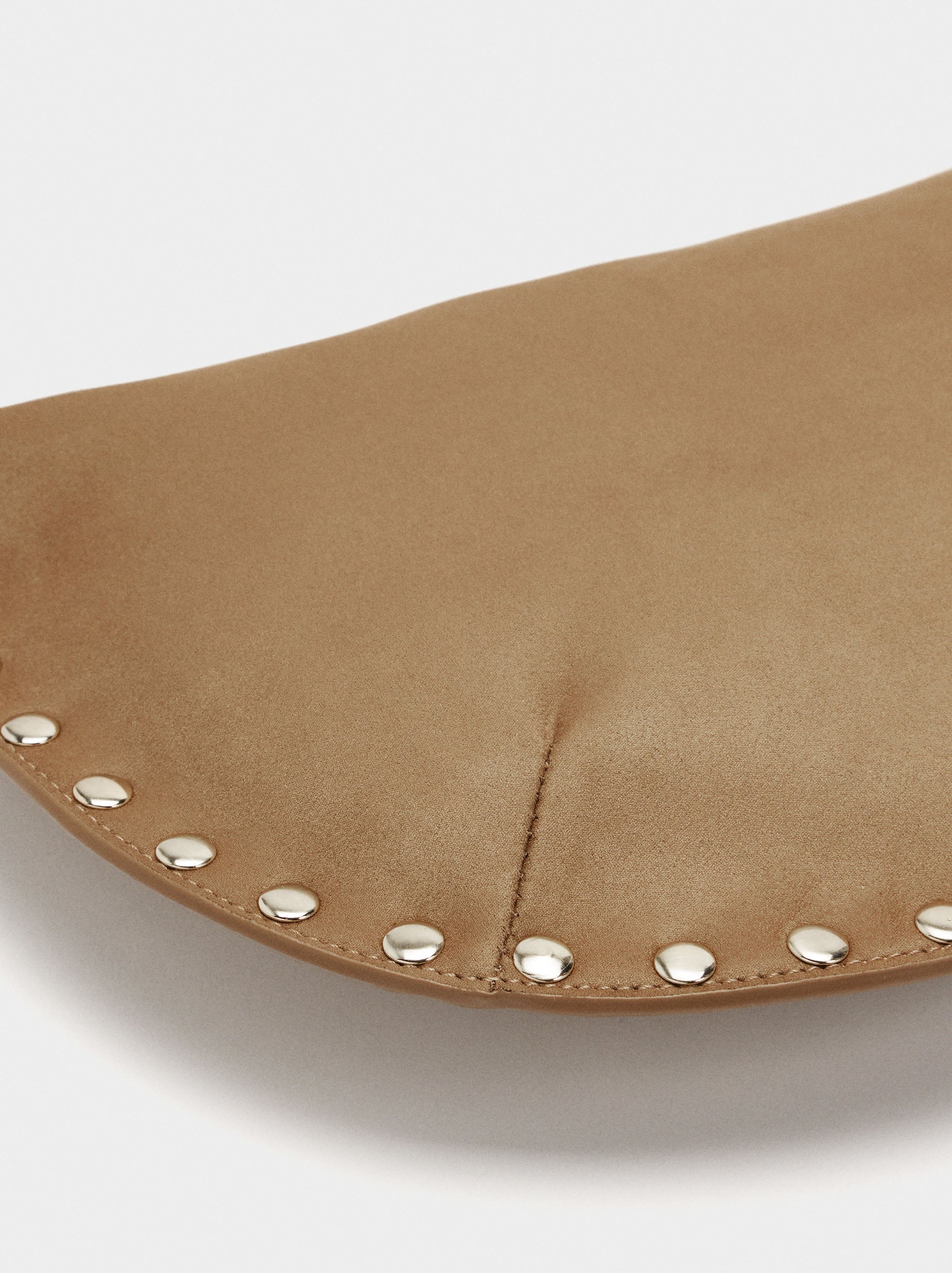 Bolso De Hombro Con Tachuelas Efecto Piel