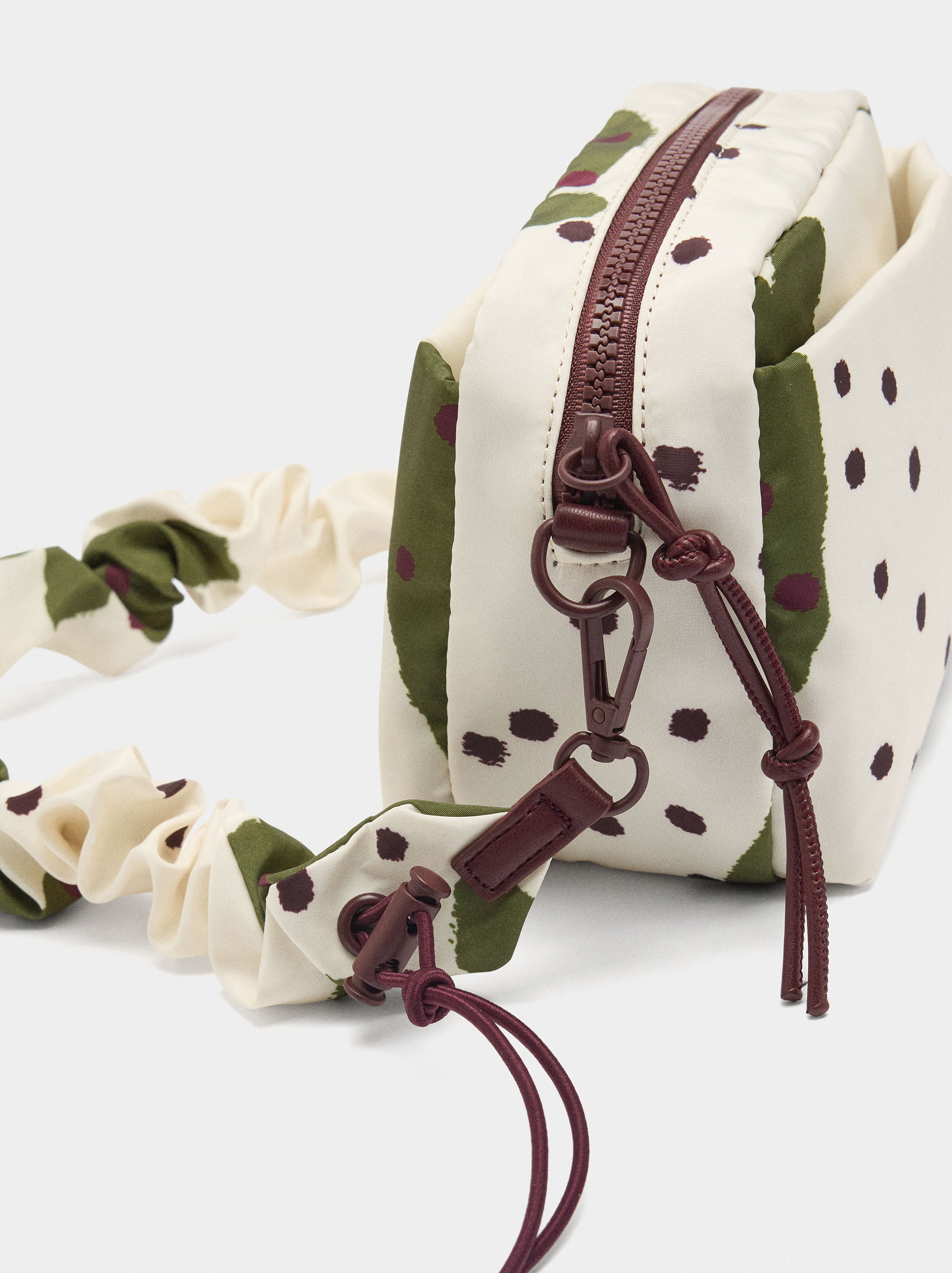 Neceser De Nylon Estampado