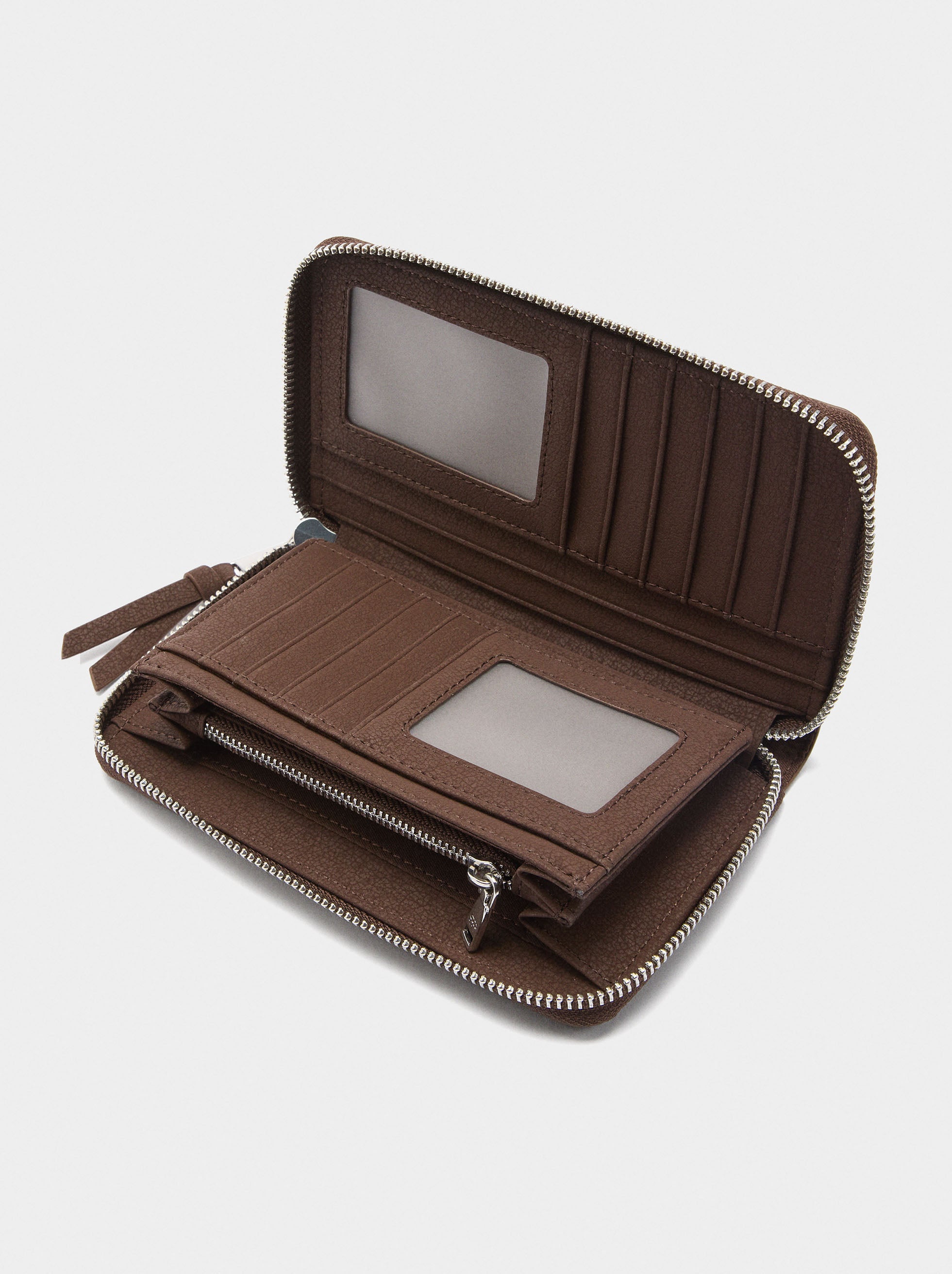 Cartera Con Textura Y Cierre De Cremallera