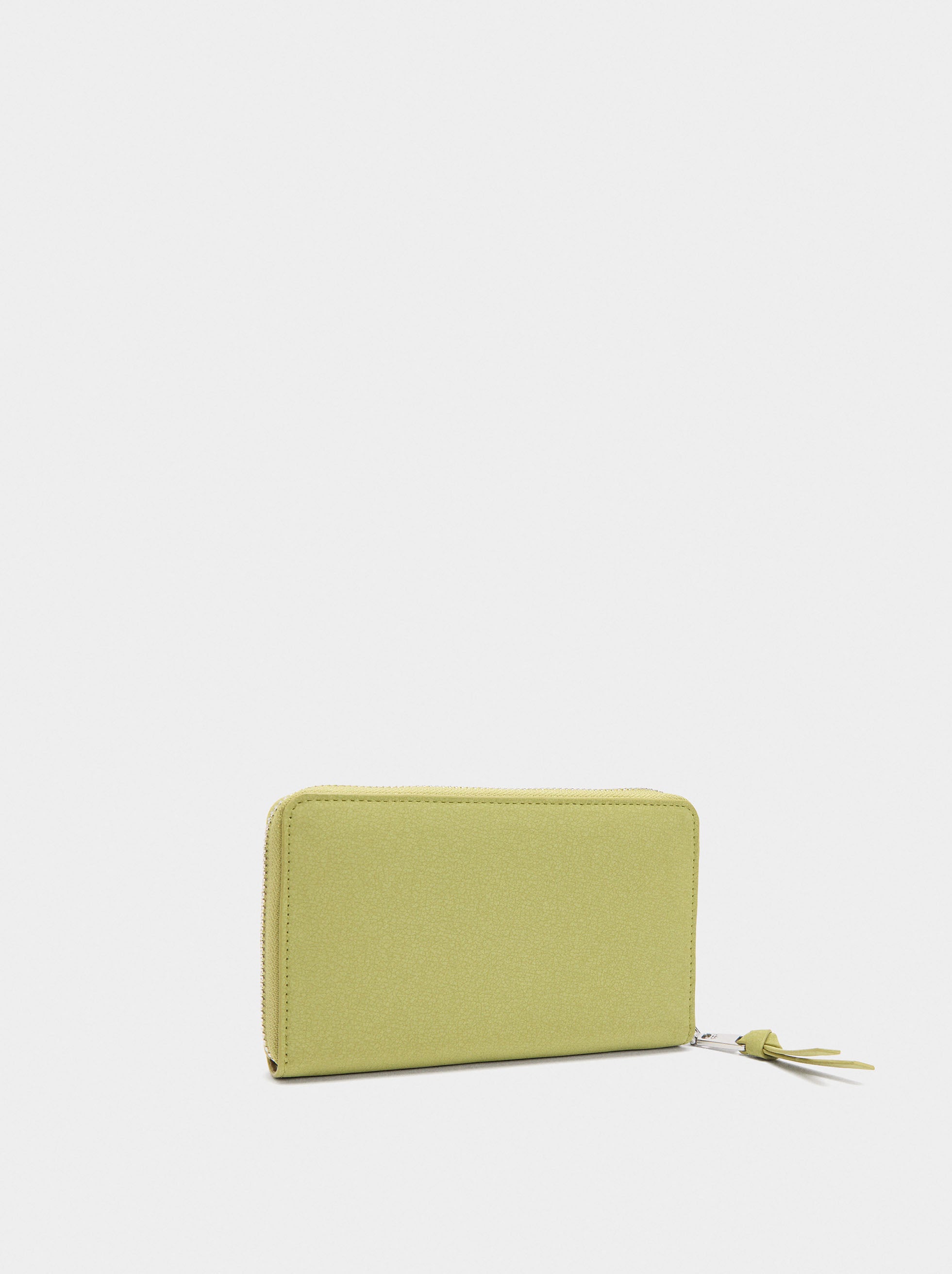 Cartera Con Textura Y Cierre De Cremallera