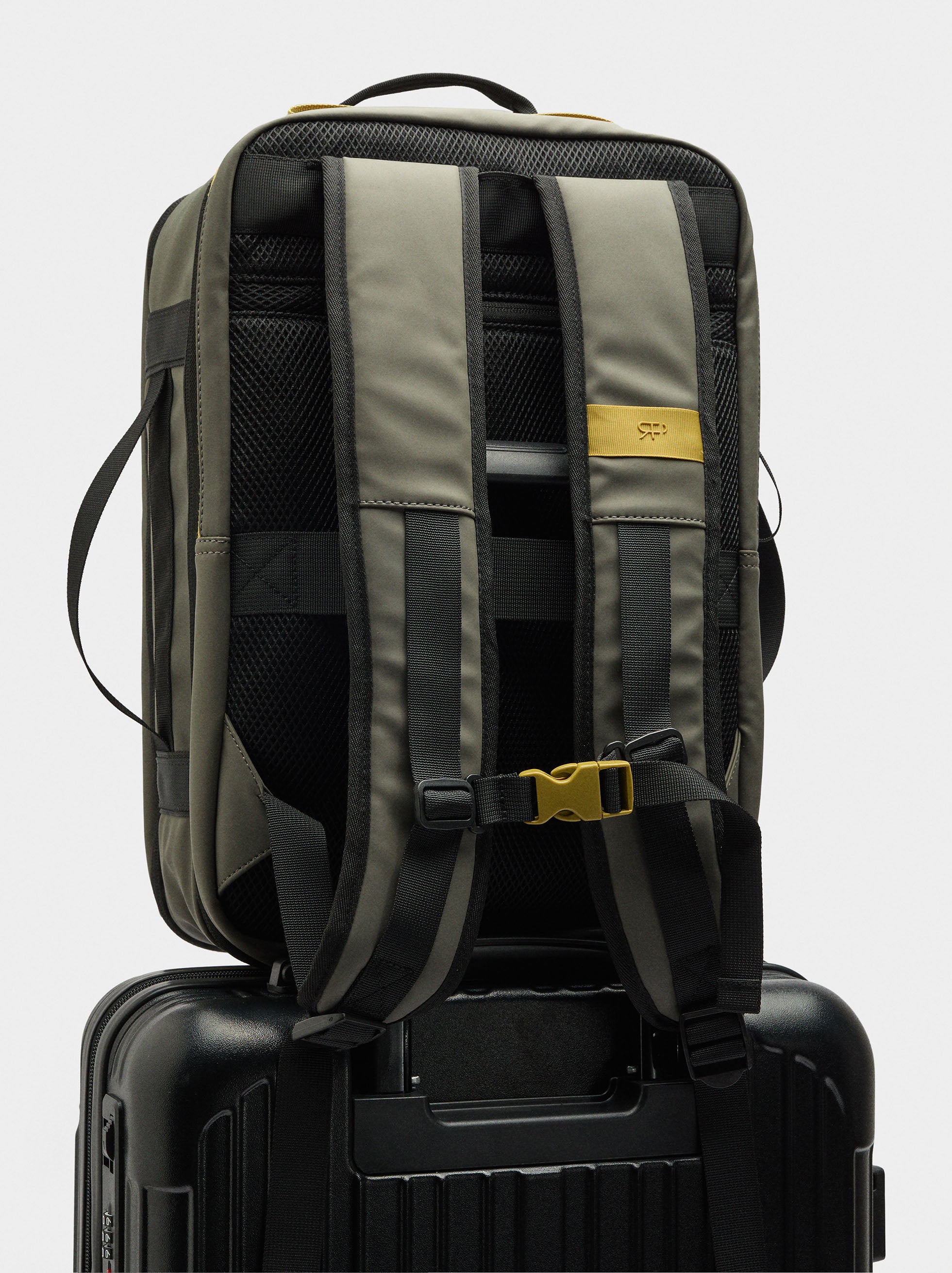 Mochila De Cabina Lisa Con Contraste