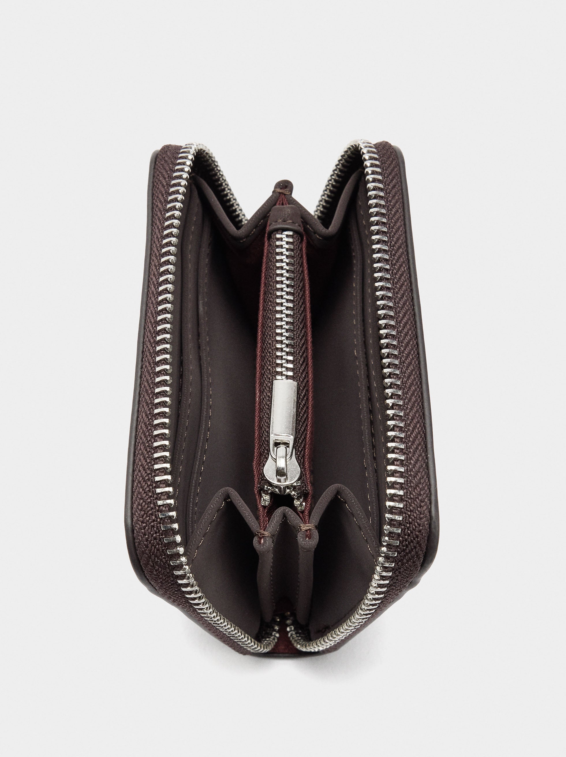 Cartera Lisa Con Textura Suave Xs