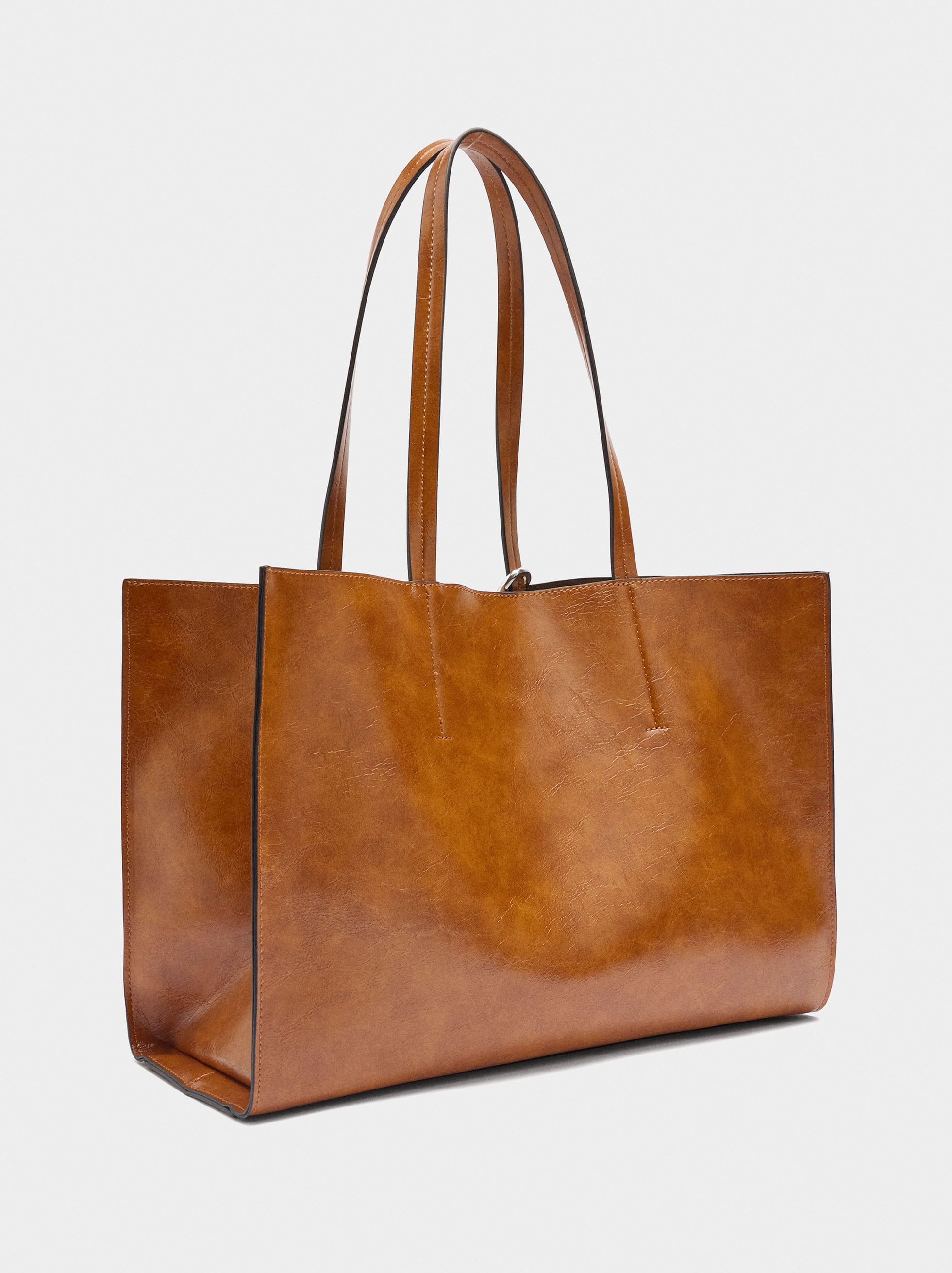 Bolso Shopper Con Colgante