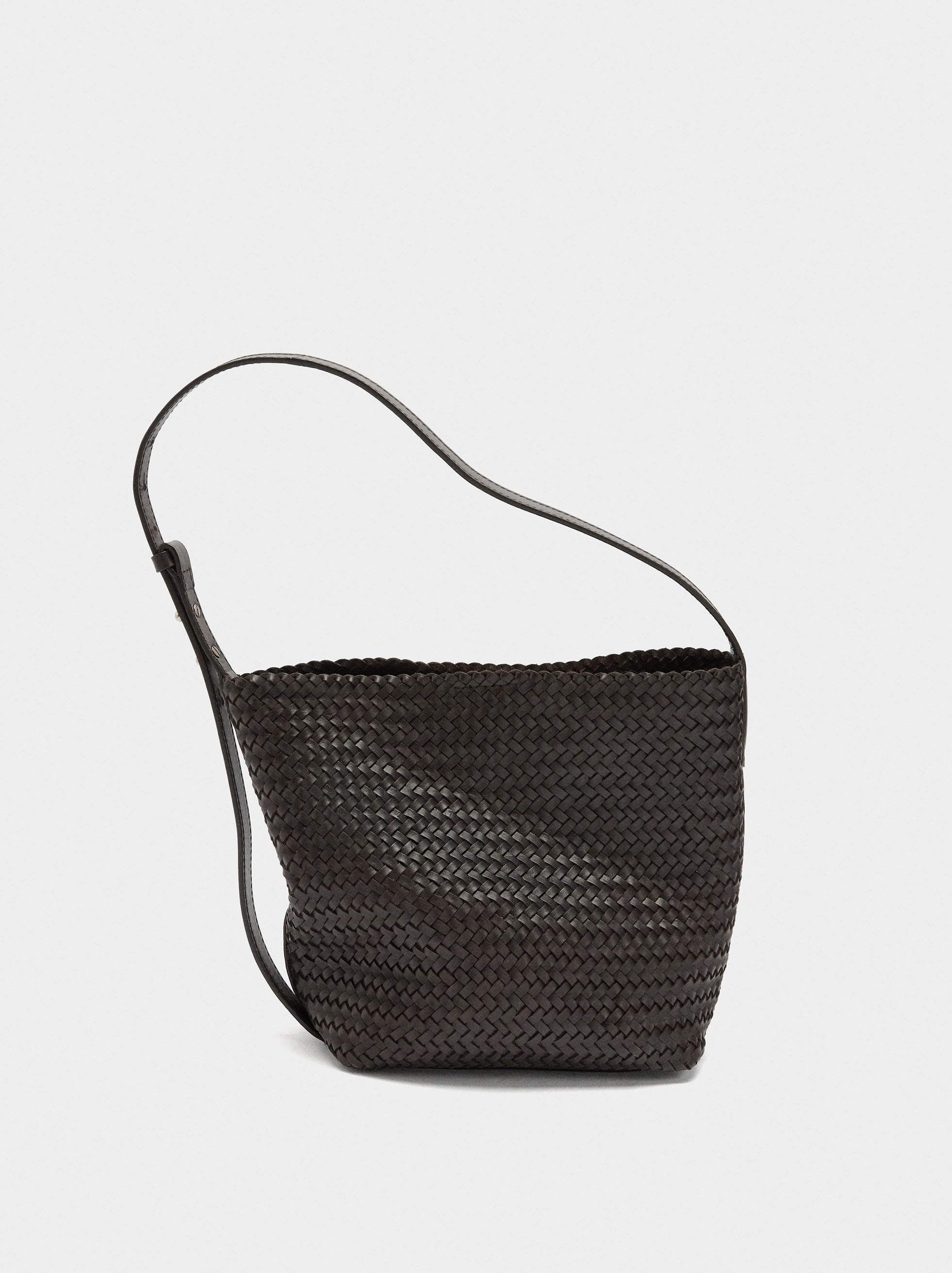 Bolso De Hombro Con Piel Trenzada