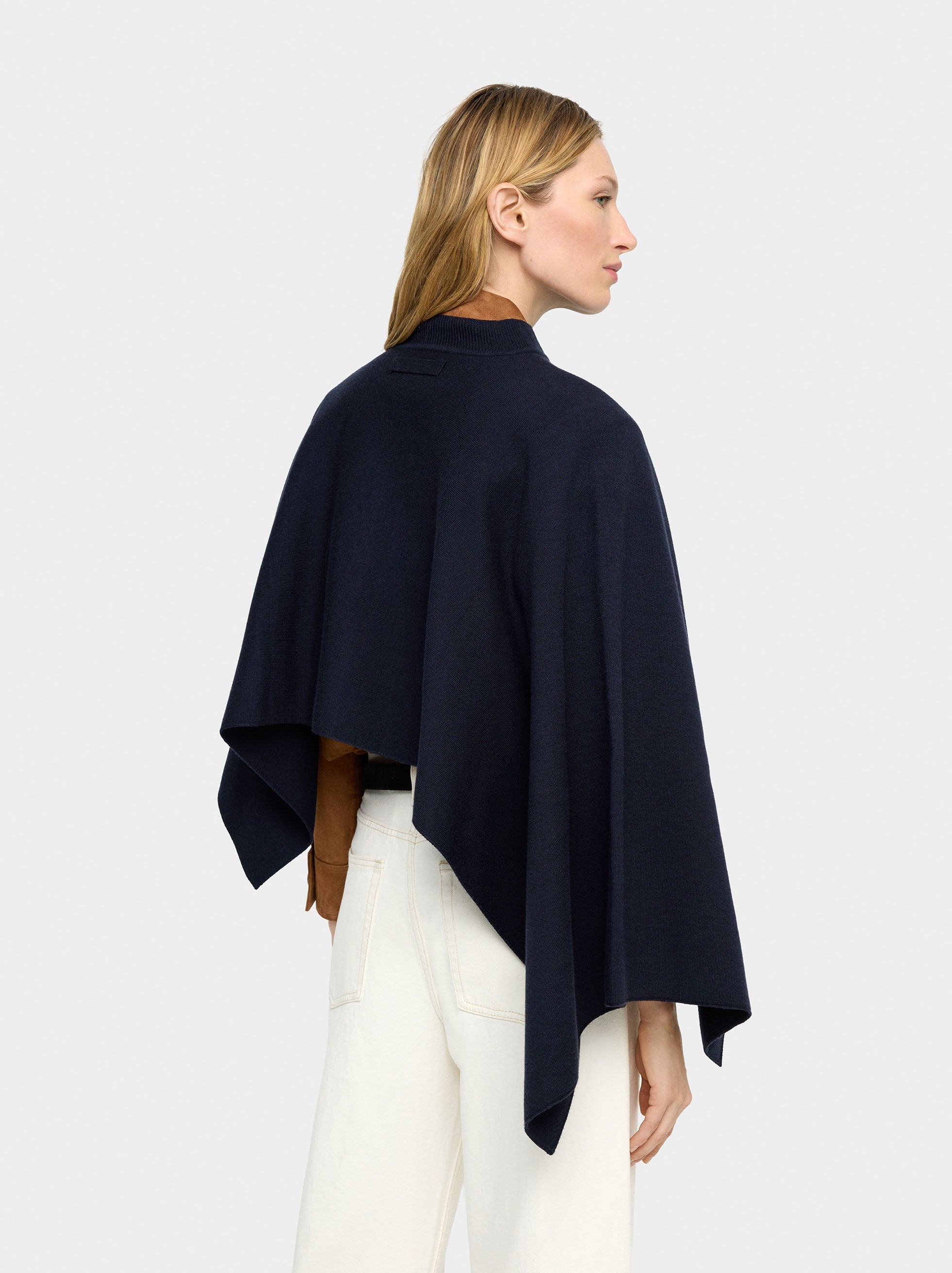 Poncho De Punto Asimétrico