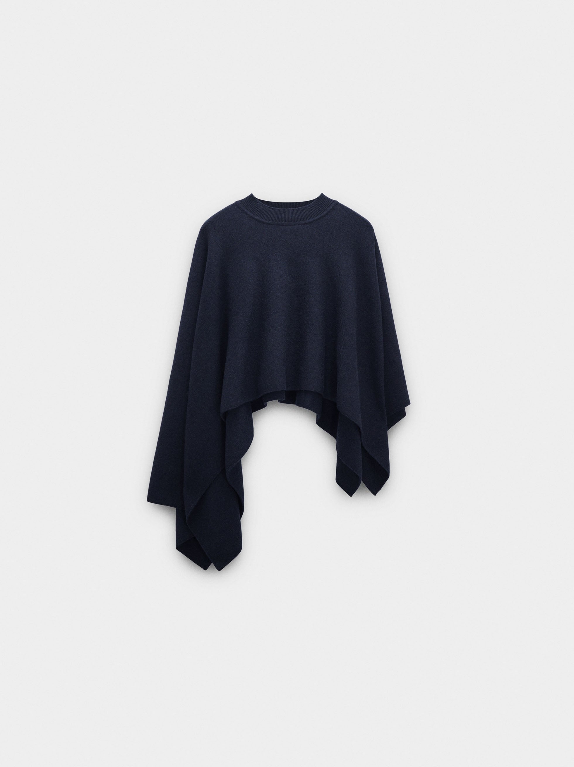 Poncho De Punto Asimétrico