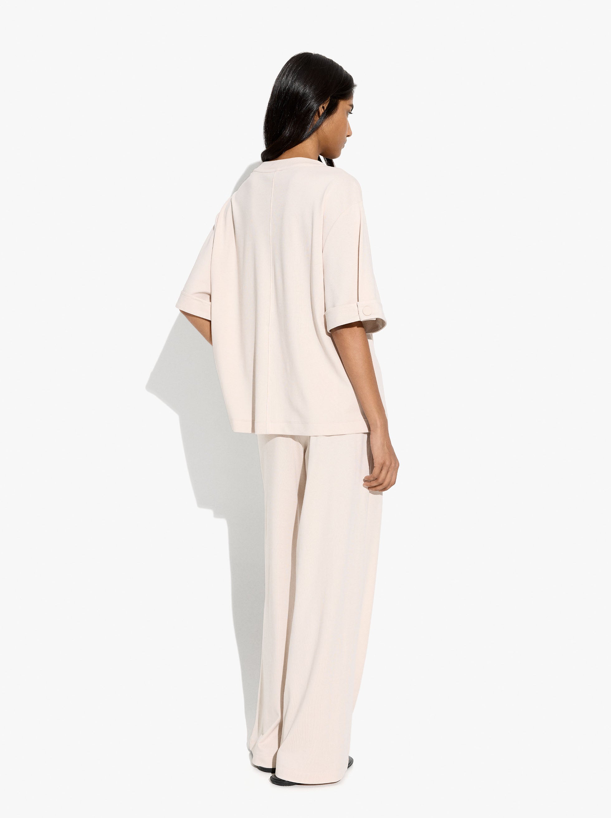 Pantalón Con Bolsillos Y Cintura Elástica