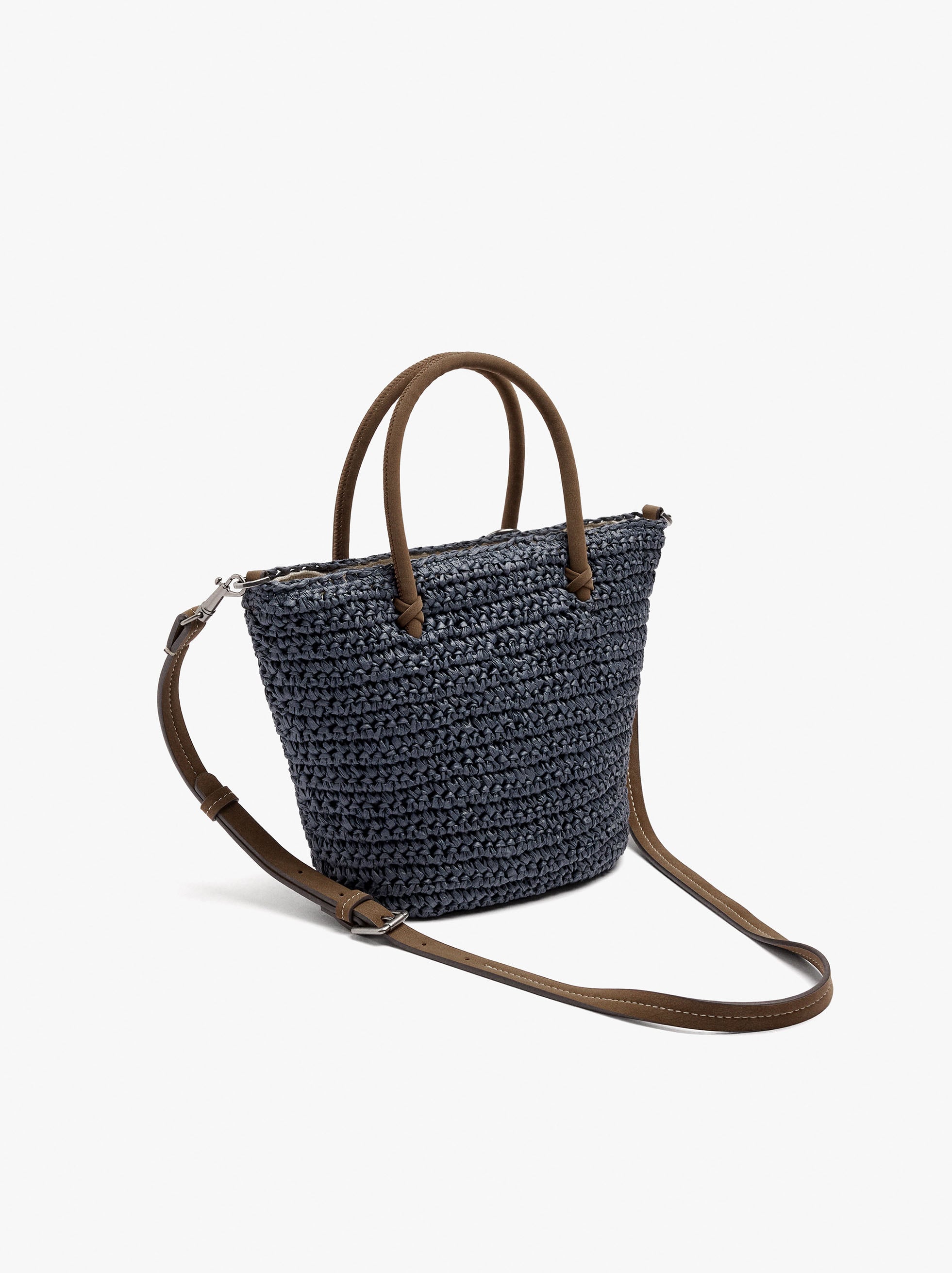 Bolso Tote Efecto Rafia Con Colgante