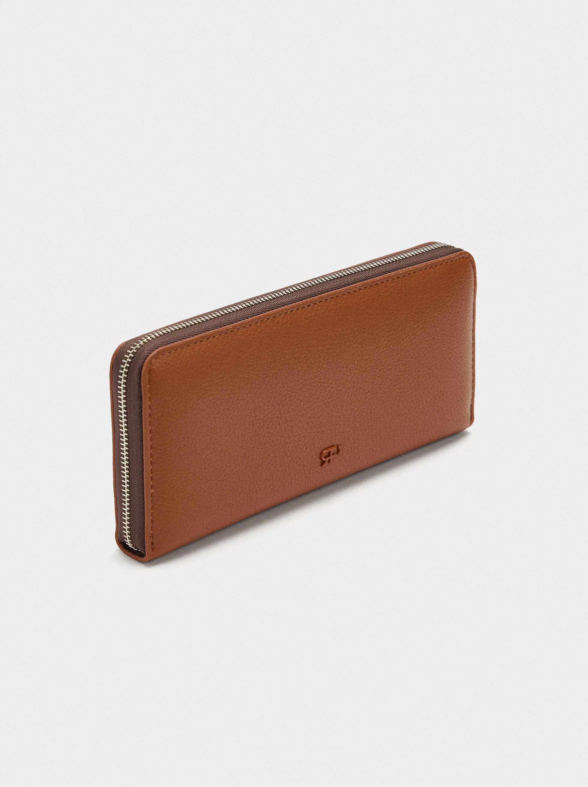 Cartera Con Textura Y Cierre De Cremallera