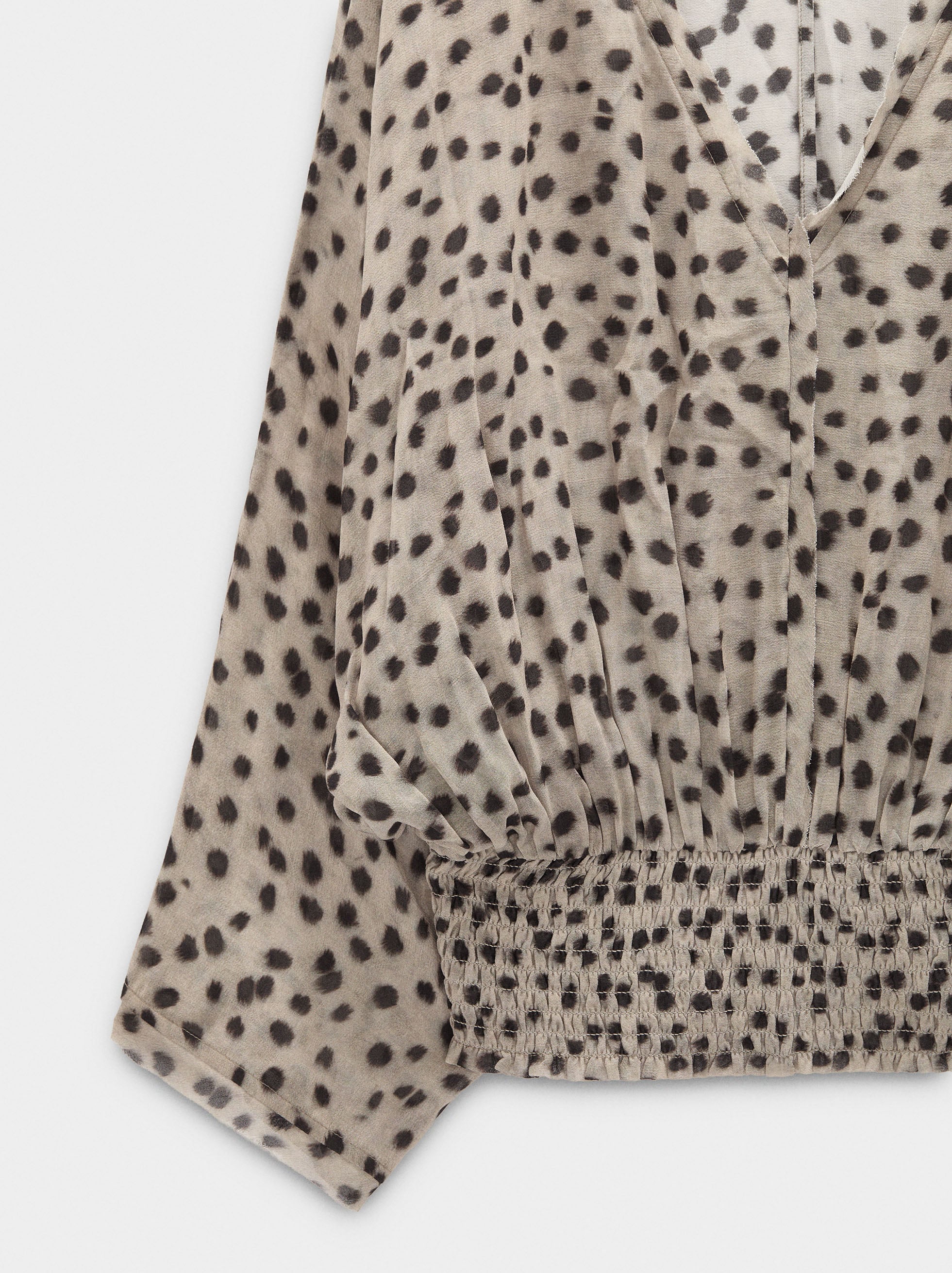 Blusa Fluida Con Elásticos