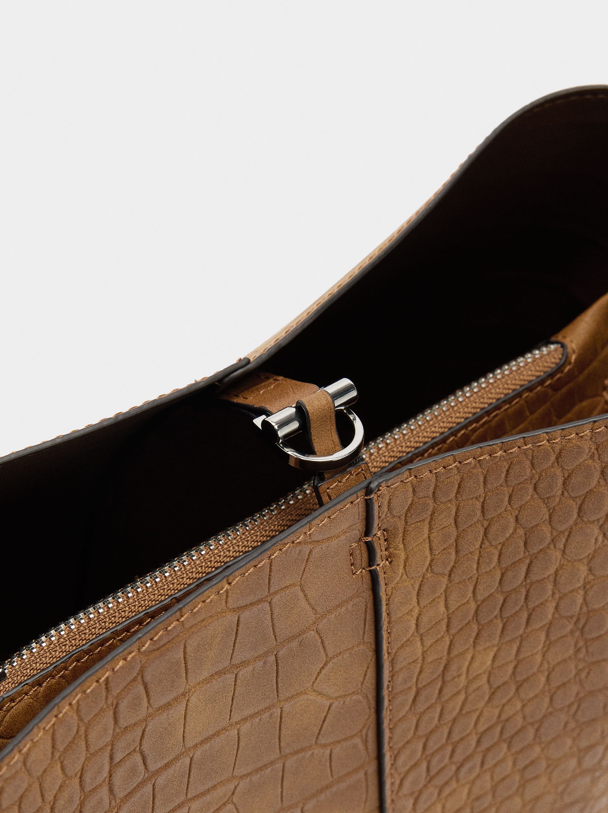Bolso De Hombro Con Grabado Animal